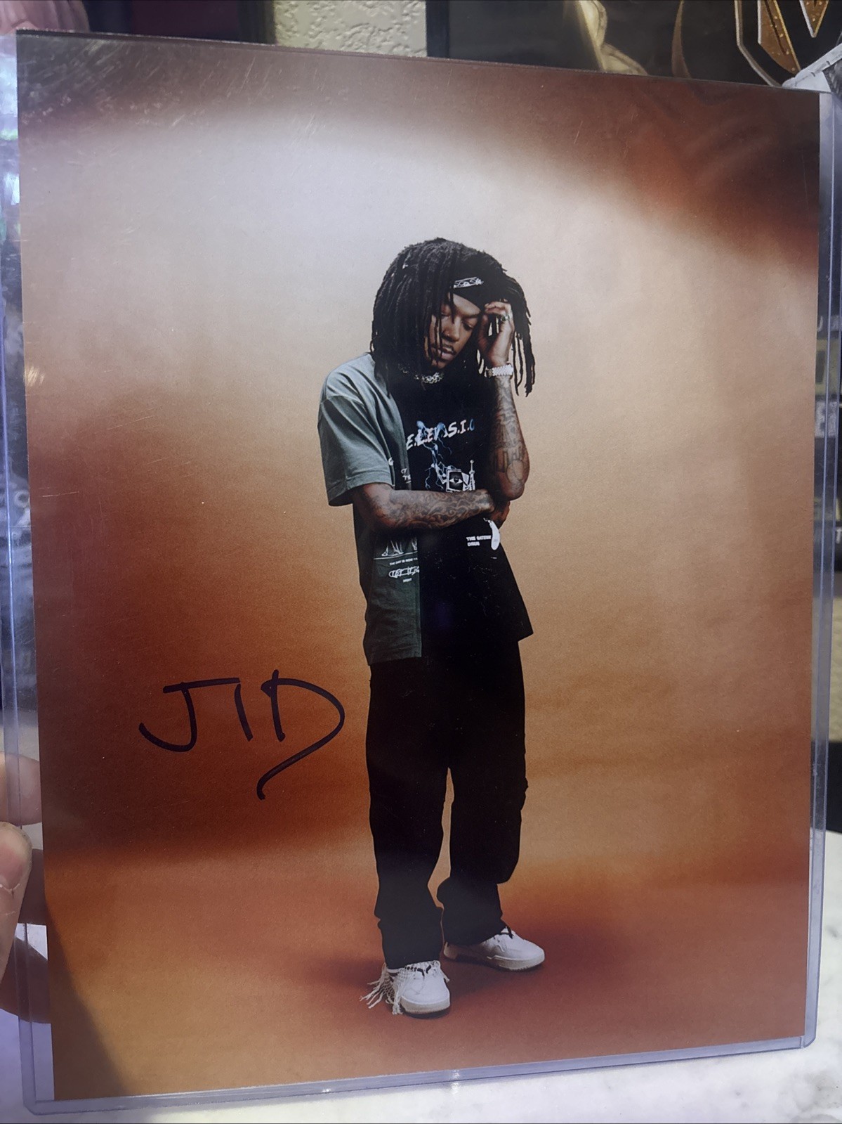 RAPPER J.I.D. (JID) SIGNED 8x10 PHOTO Autograph RAPPER J.I.D. (JID) SIGNED 8x10 PHOTO Autograph
