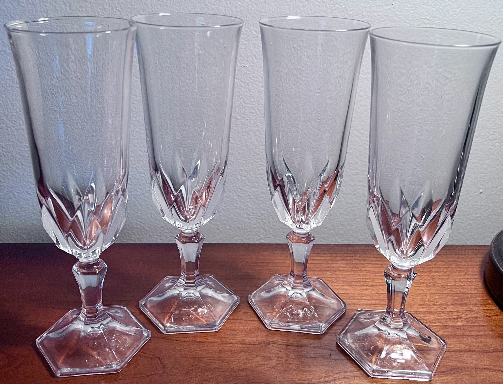 Cristal d\'Arques Chaumont Champagne Flutes Durand France Crystal Glasses Set 4 Cristal d\'Arques Chaumont Champagne Flutes Durand France Crystal Glasses Set 4