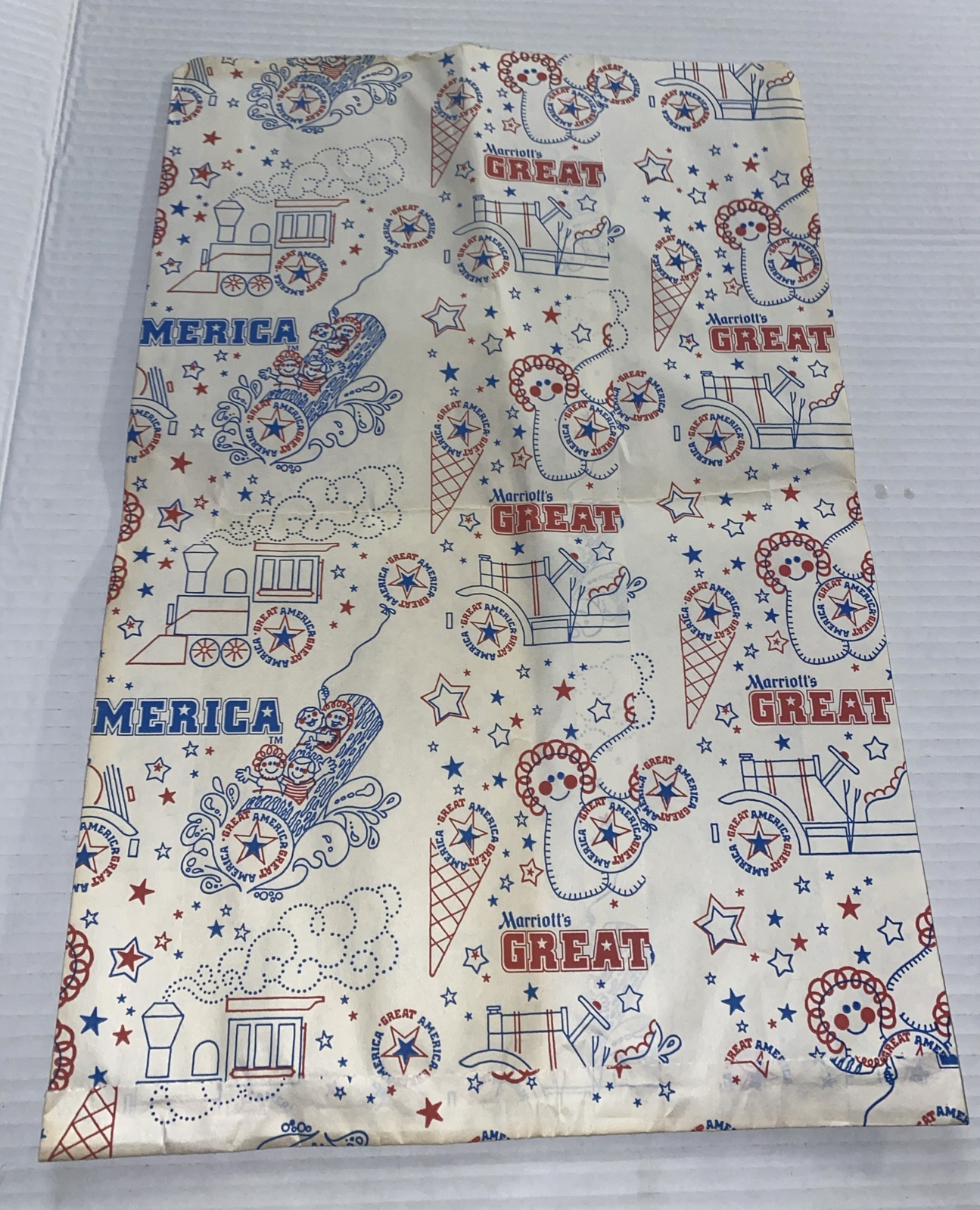 VTG 1970s Marriotts Great America LARGE 18x12 Paper Bag Park Souvenir Log Ride