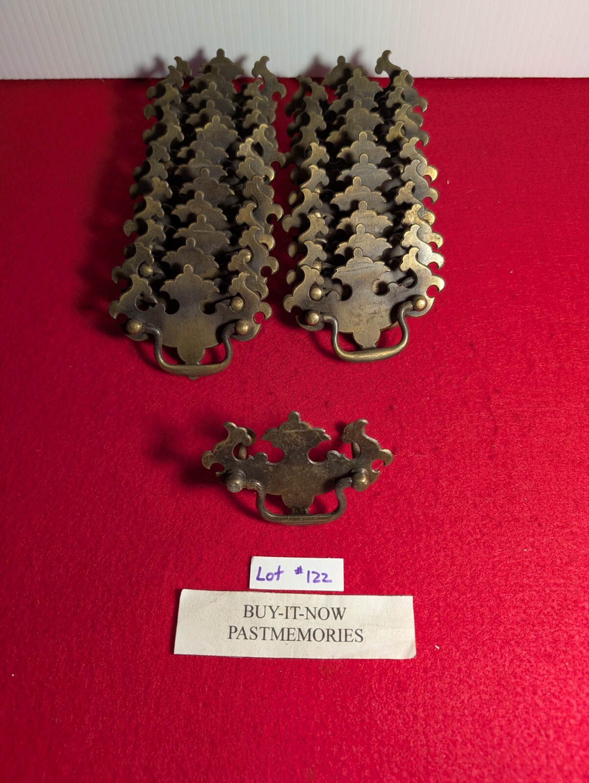 VINTAGE MID-CENTURY DRAWER PULL HANDLE, ANTIQUE HARDWARE LOT #122