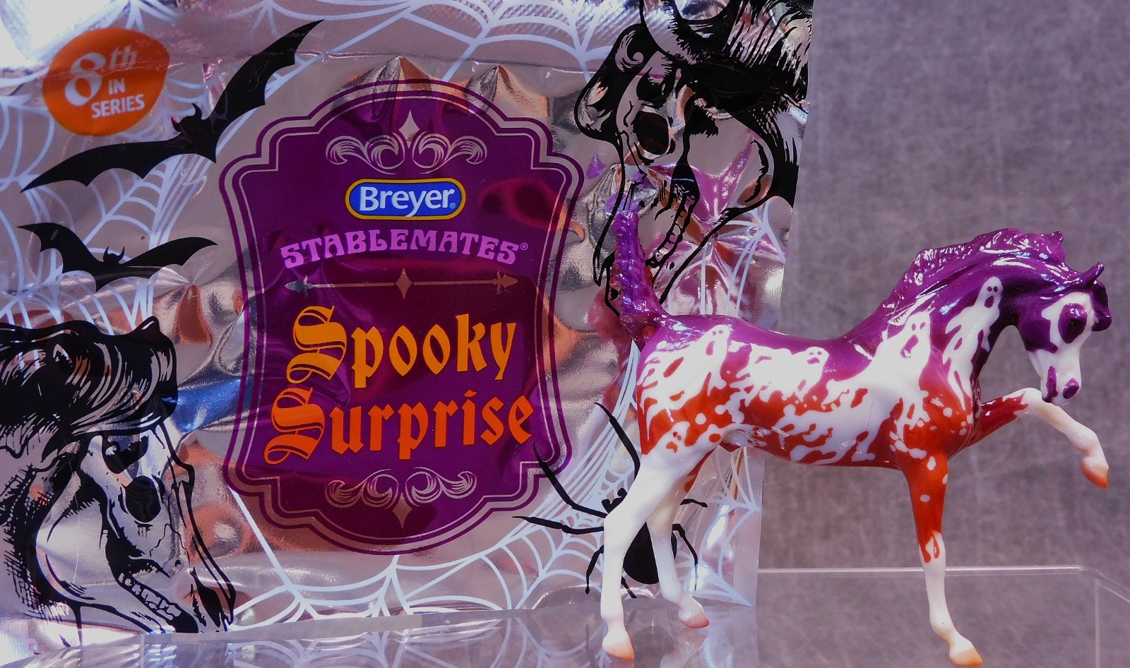 Breyer * Mini Spectre * Spooky Twist Blind Bag Series 8 Stablemate Model Horse