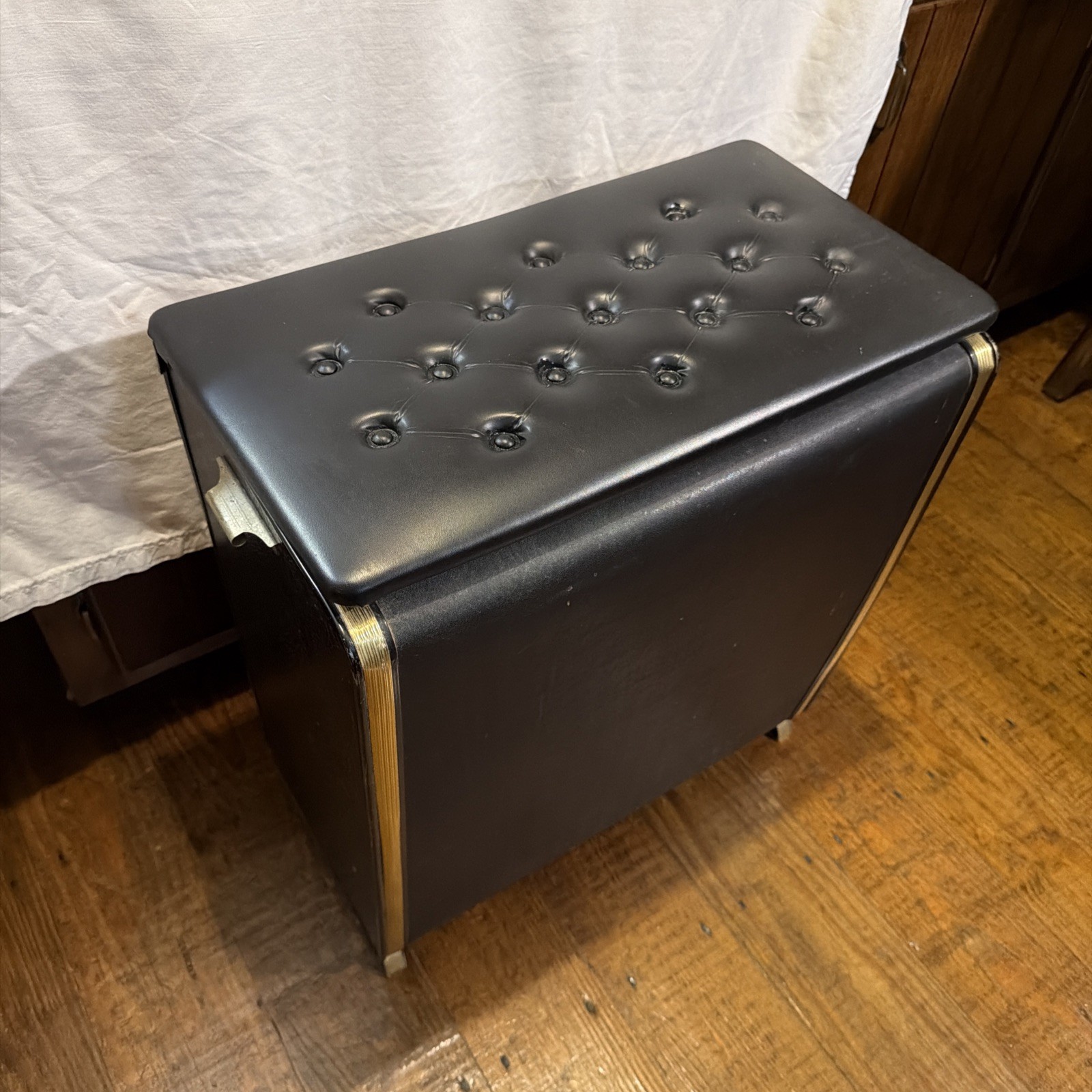 Laundry Hamper Pearl Wick Vintage MCM Retro Laundry Hamper
