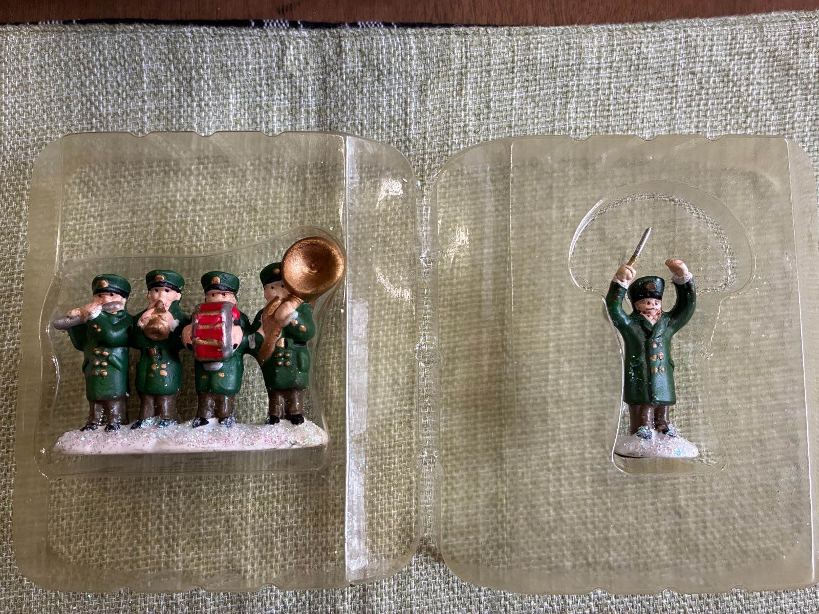 RARE-Enesco It's a Wonderful Life Holiday Band Conductor & Musicians-READ