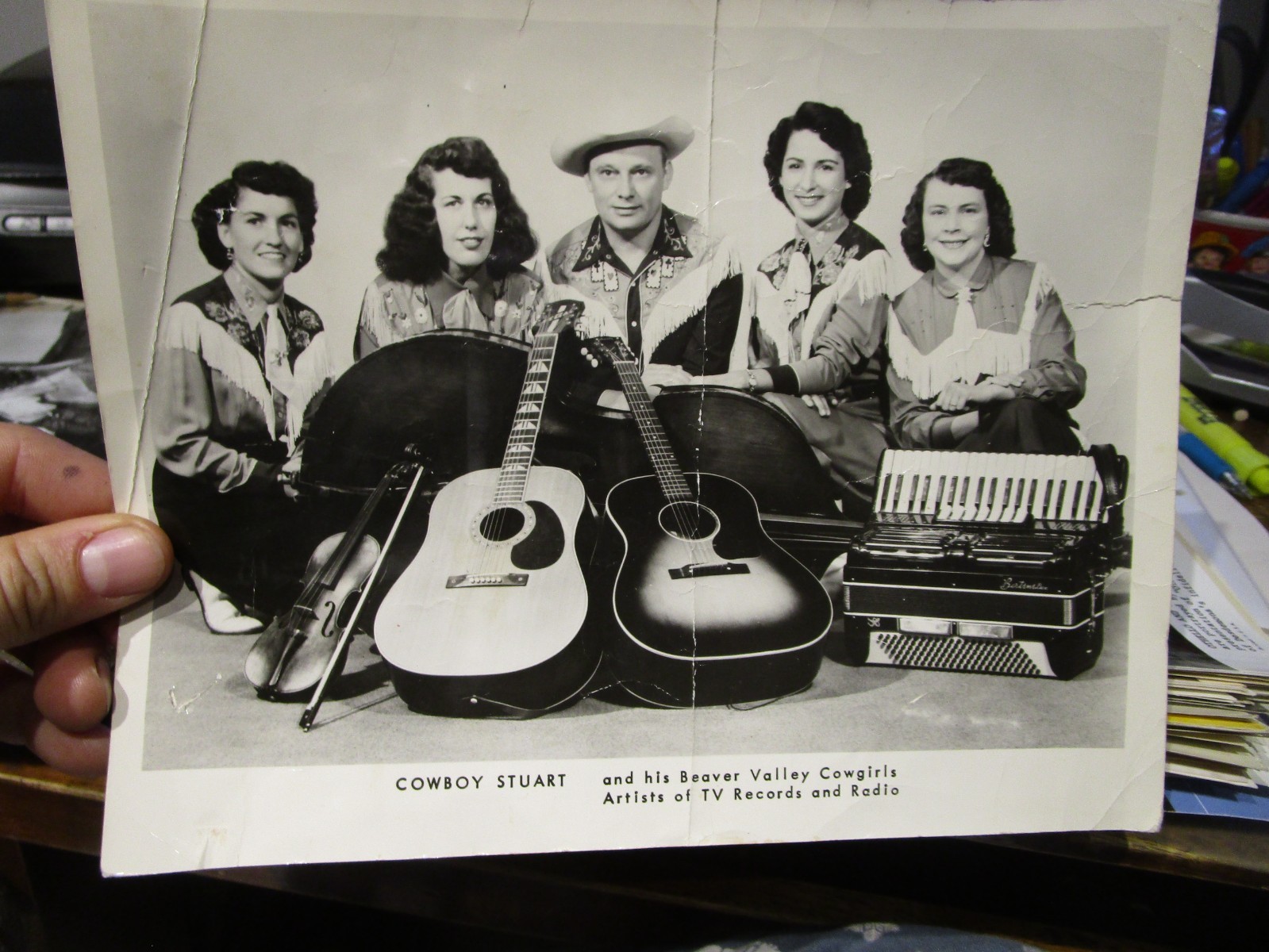 J26 Old Picture Photo COWBOY STUART Beaver Valley Cowgirls Accordion Guitar Band