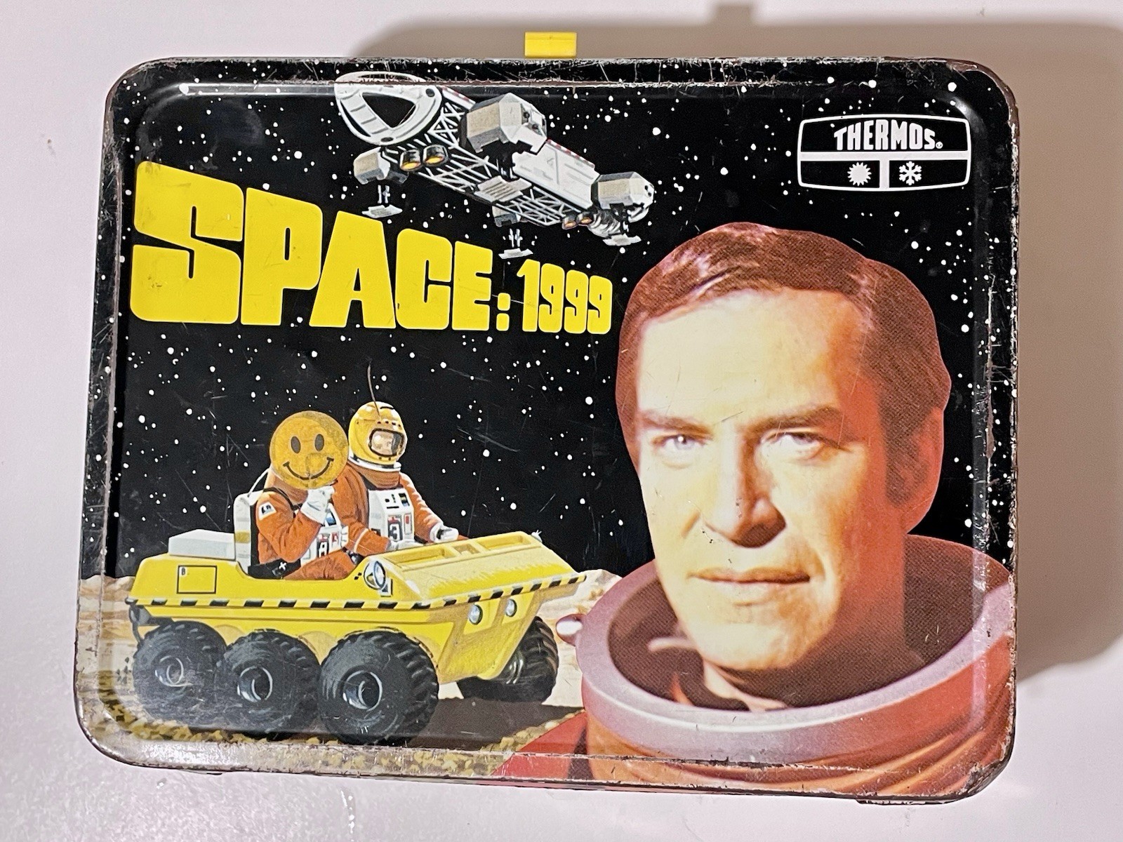Vintage 1975 Space 1999 Metal Lunchbox King-Seeley Thermos Sci-Fi TV Show