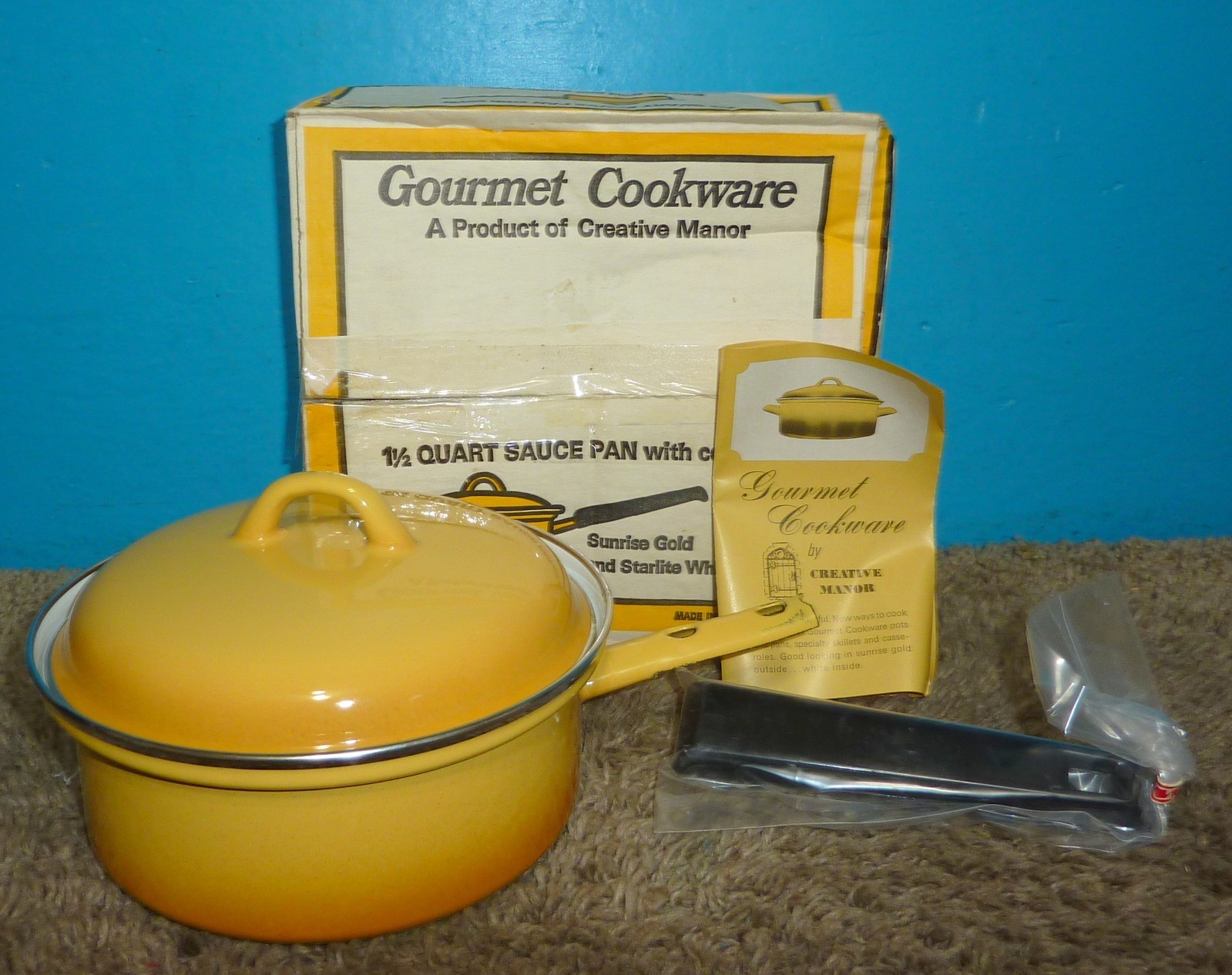 Vtg Creative Manor Enameled 1.5qt Sauce Pan w/Cover Sunrise Gold Germany NIB