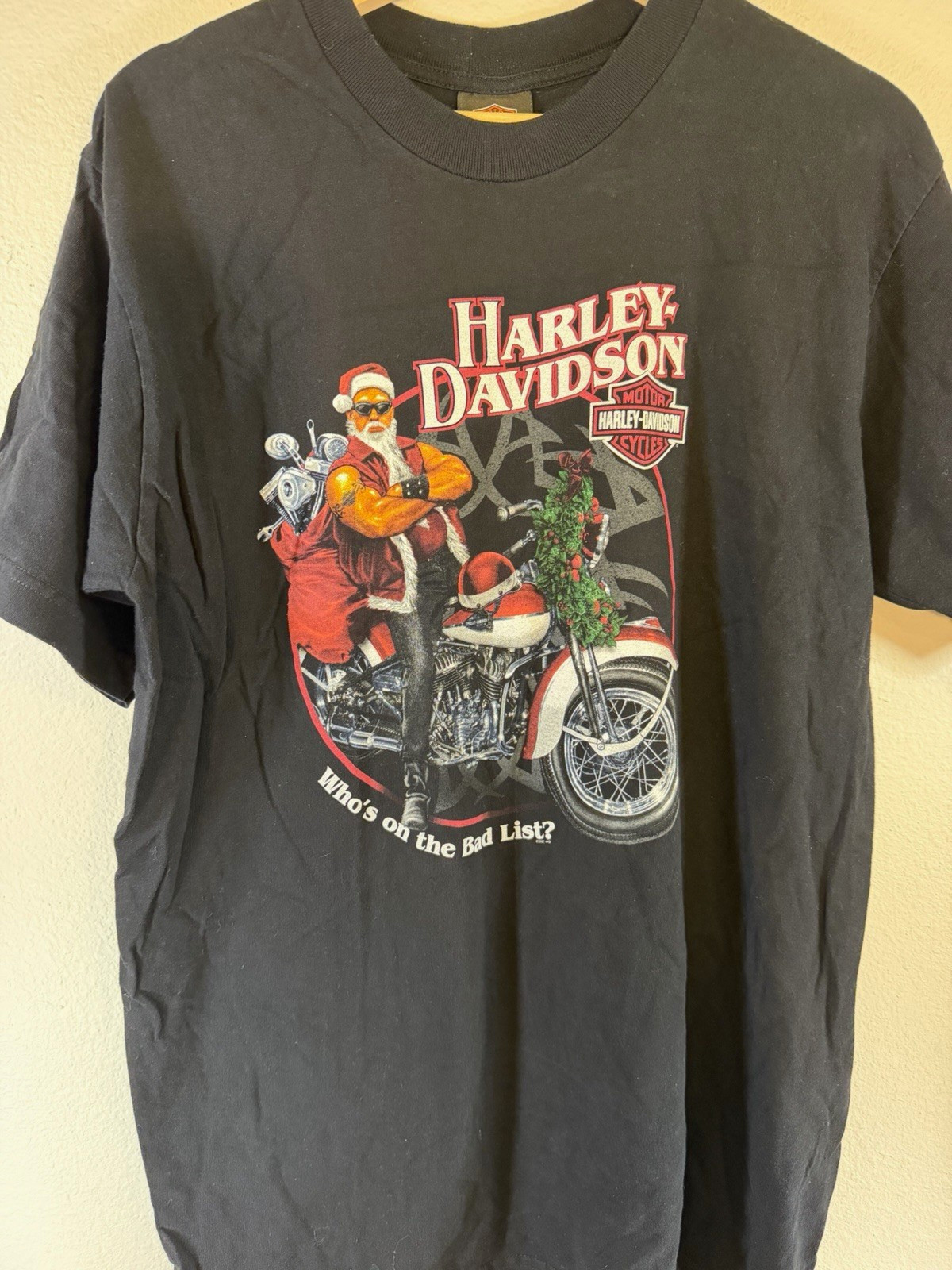 Harley-Davidson Bayside Portsmouth VA Who\'s on the Bad List Santa T-Shirt Large