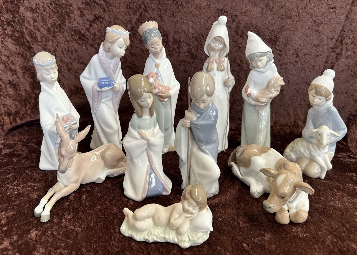 Lladro Children’s  Nativity - Set Of 11