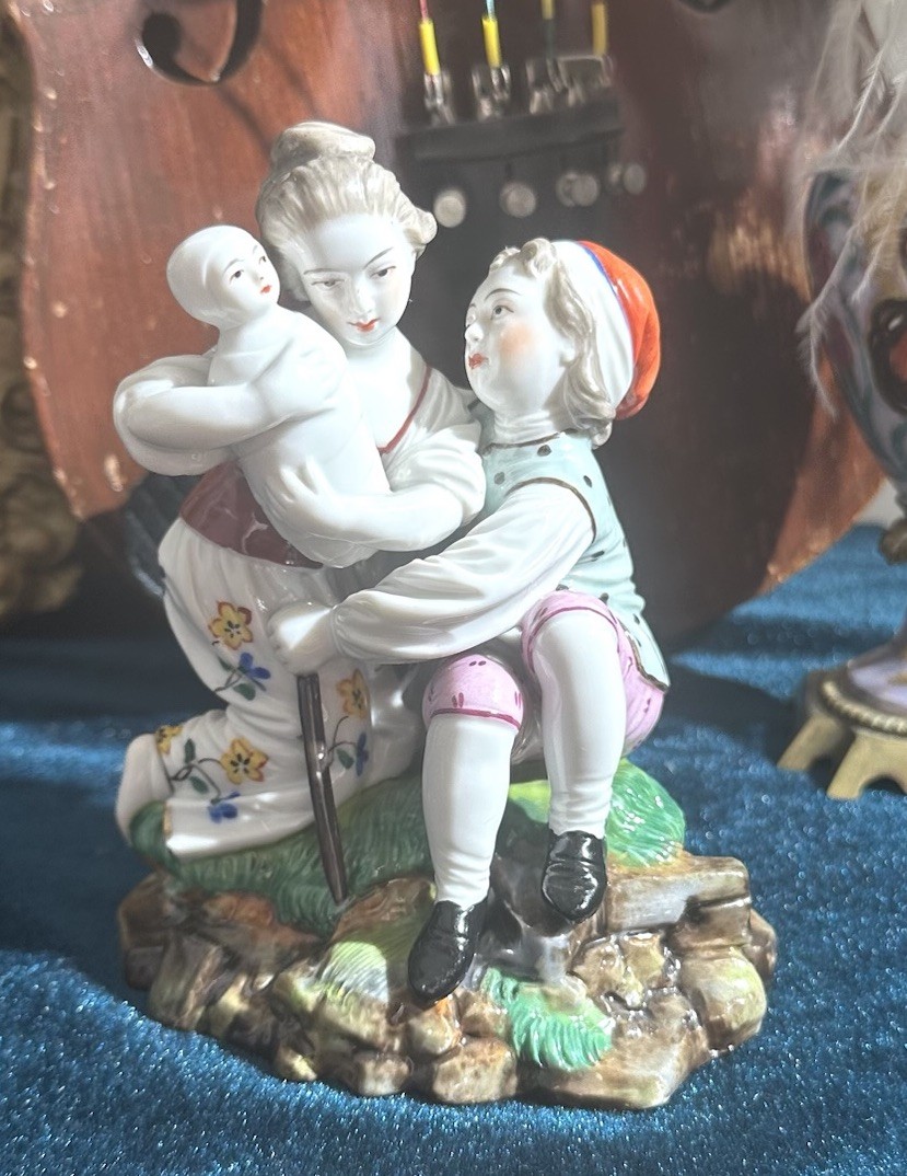 Vintage Antique Höchst Porcelain Family Mother New Baby Figurine German Rococo