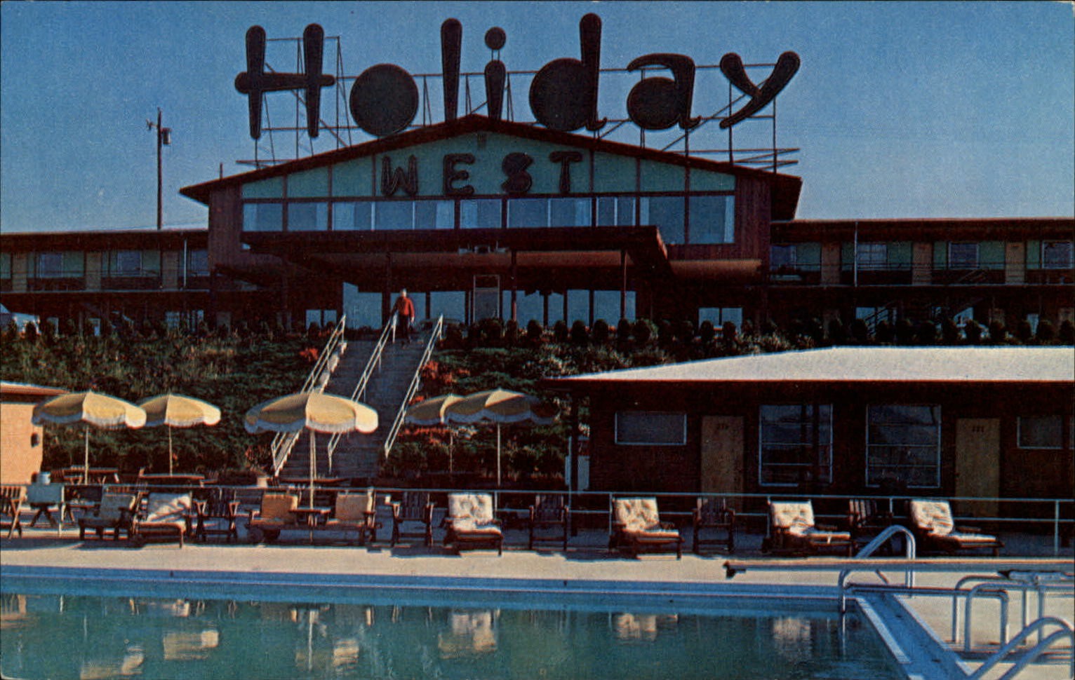 Pennsylvania Gettysburg Holiday Motor Hotels ~ 1950s-60s postcard sku101