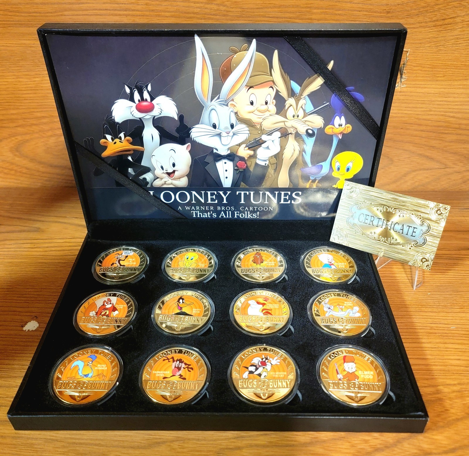 Bugs Bunny Looney Tunes 24K Gold Plated 12 Pieces VERY COLLECTABLE 80 Yr Edition Bugs Bunny Looney Tunes 24K Gold Plated 12 Pieces VERY COLLECTABLE 80 Yr Edition
