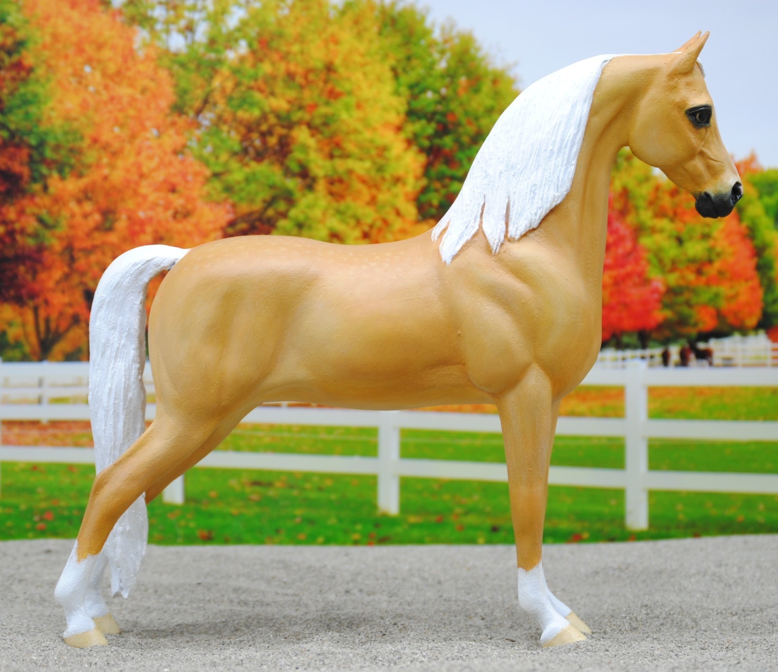 Artist Resin Morgan Mare Brookridge Fancy That by Laura Behning 1995 LR-30