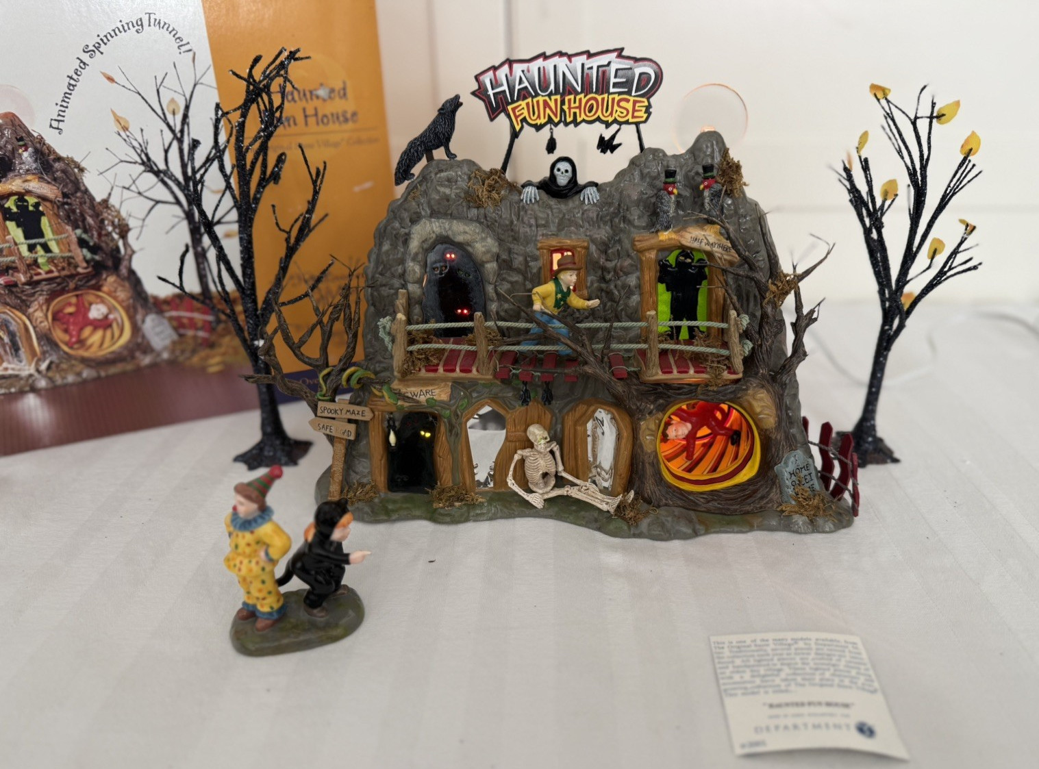 Department 56 Snow Village Haunted Fun House Halloween Animated- WORKS 56.55094 Department 56 Snow Village Haunted Fun House Halloween Animated- WORKS 56.55094