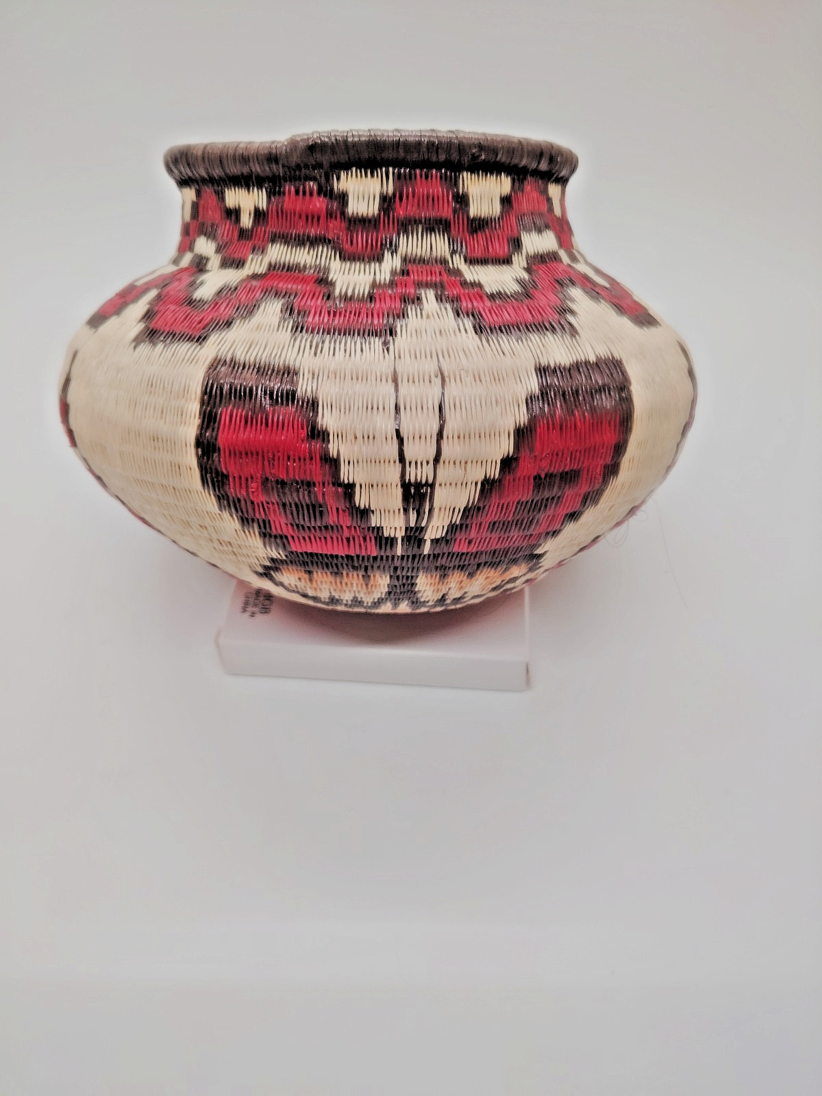 Wounaan Weaver Butterfly Basket Burgandy Brown & Black