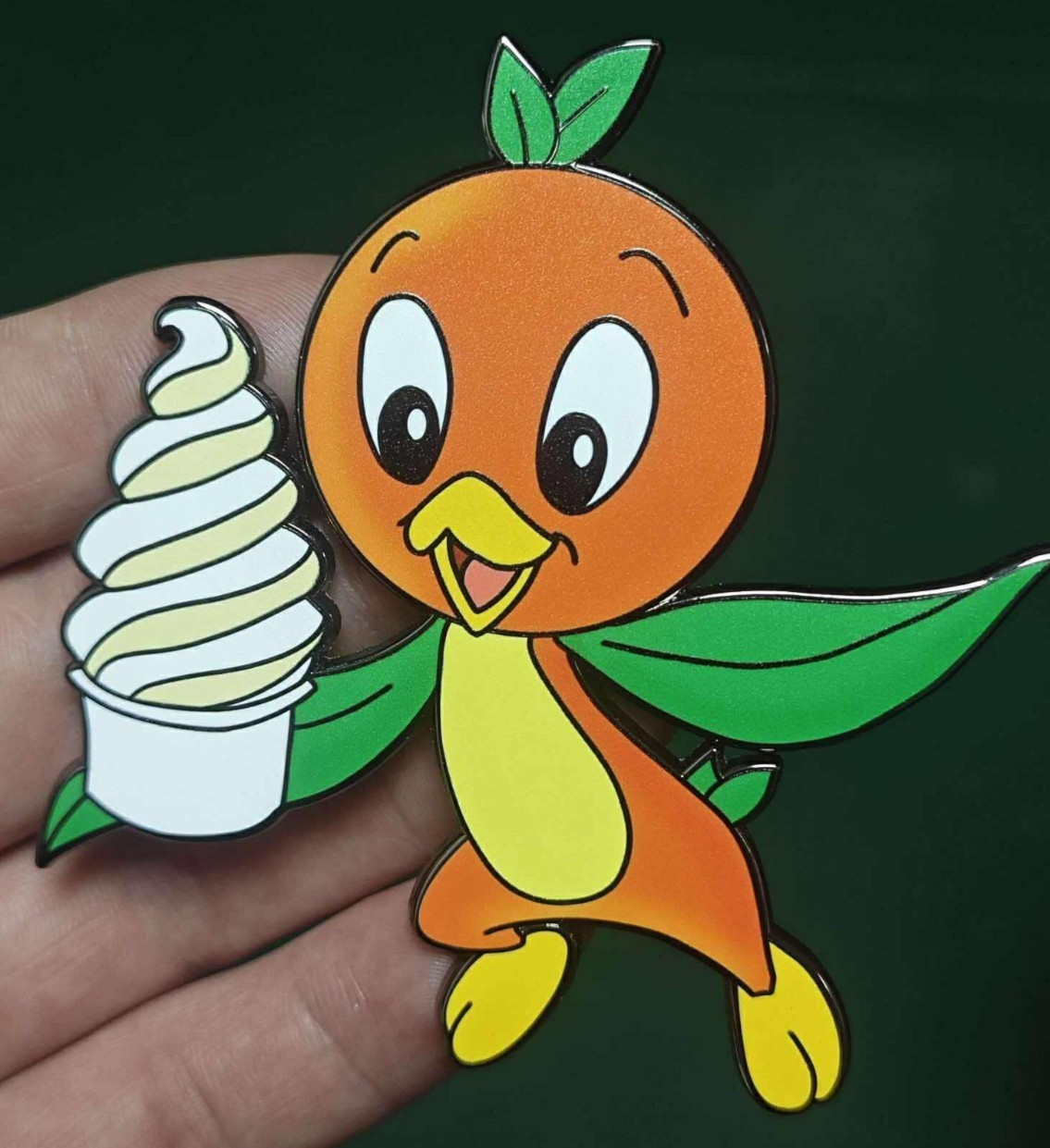 PIN ORANGE BIRD CARRYING A DOLE WHIP 3 INCH JUMBO FANTASY ADVENTURELAND NEW