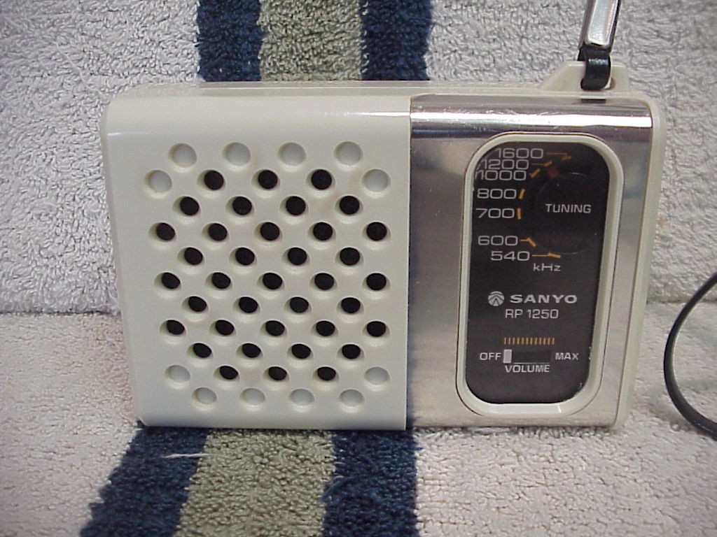 Sanyo RP-1250 Radio Professionally Repaired Works Good Vintage 1975