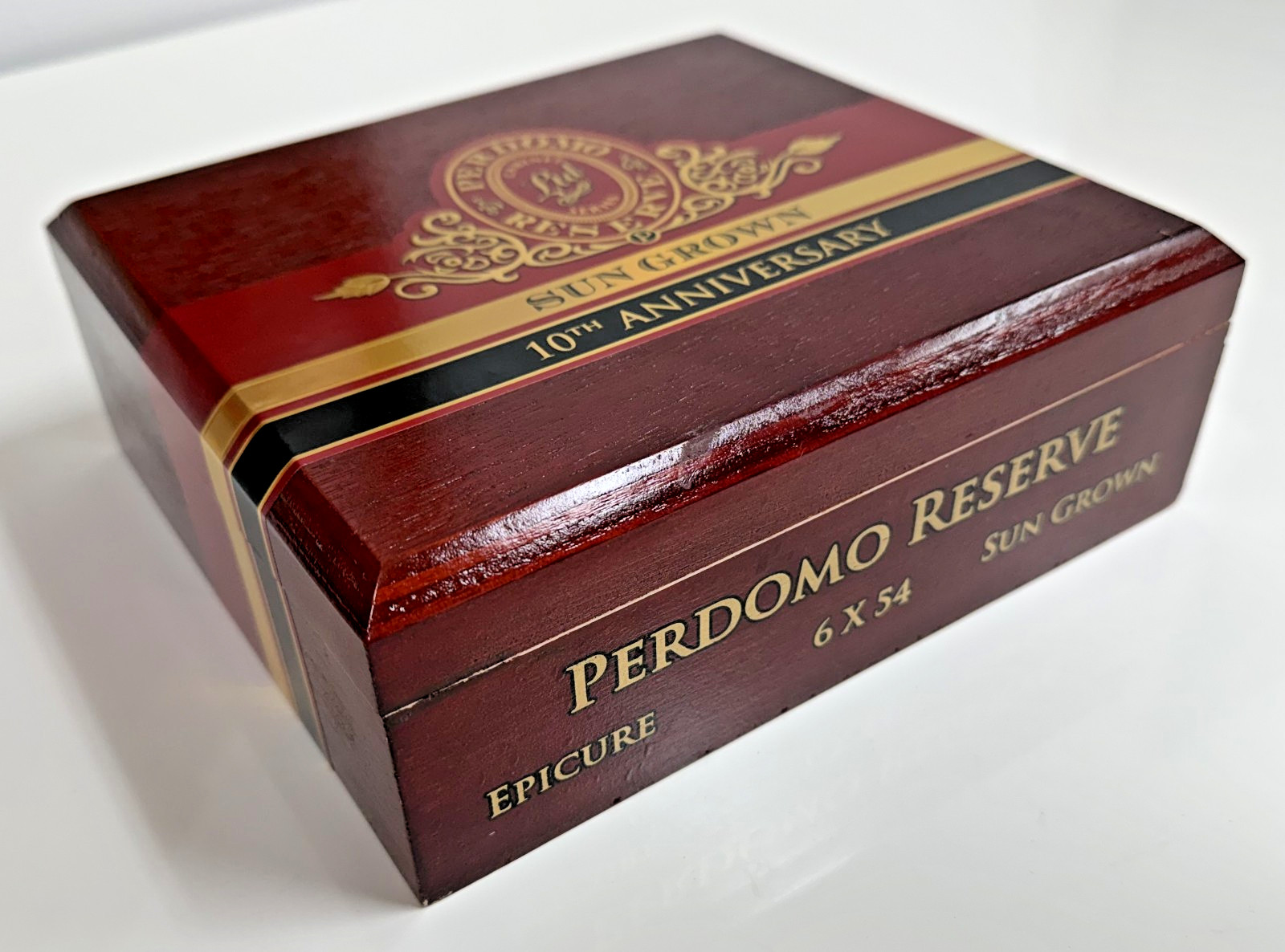 Perdomo Reserve Sun Grown 10th Anniversary Epicure 6x54 Empty Wood Cigar Box