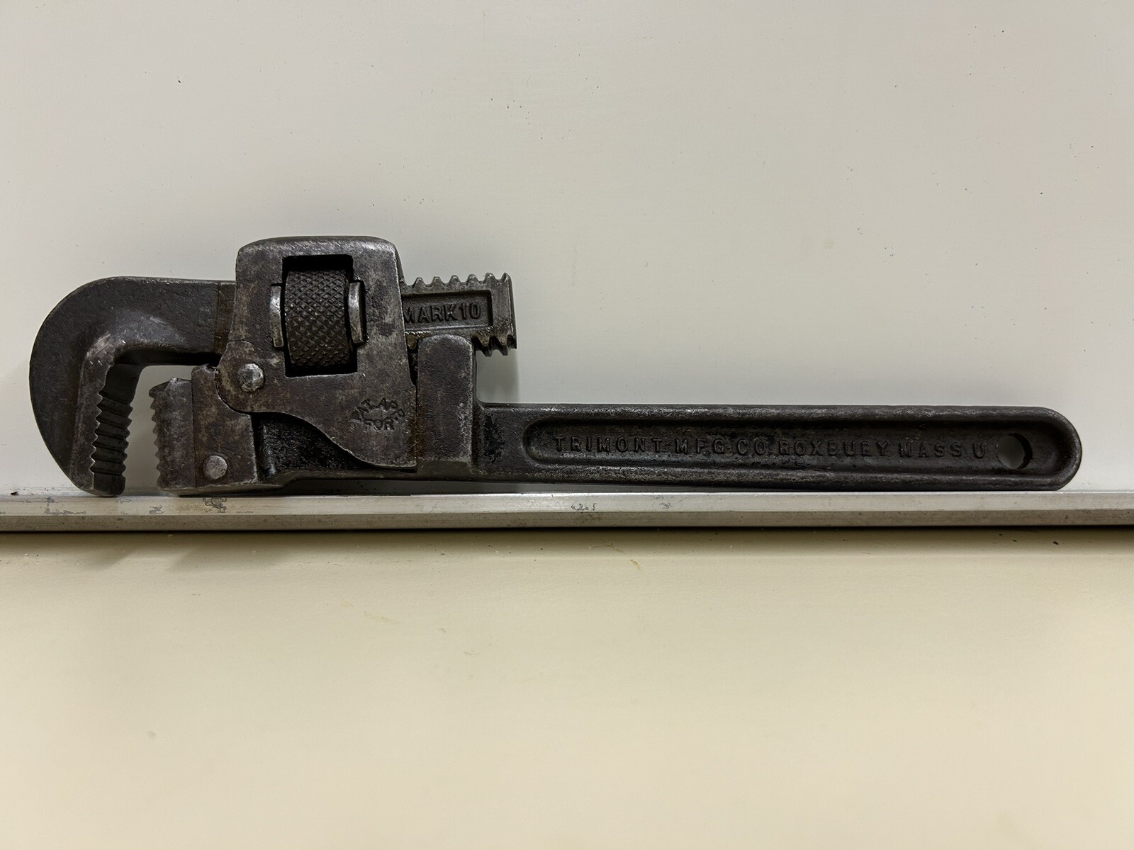Vintage Trimont Trimo 10 Pipe Wrench Roxbury Massachusetts U.S.A. Vintage Trimont Trimo 10 Pipe Wrench Roxbury Massachusetts U.S.A.