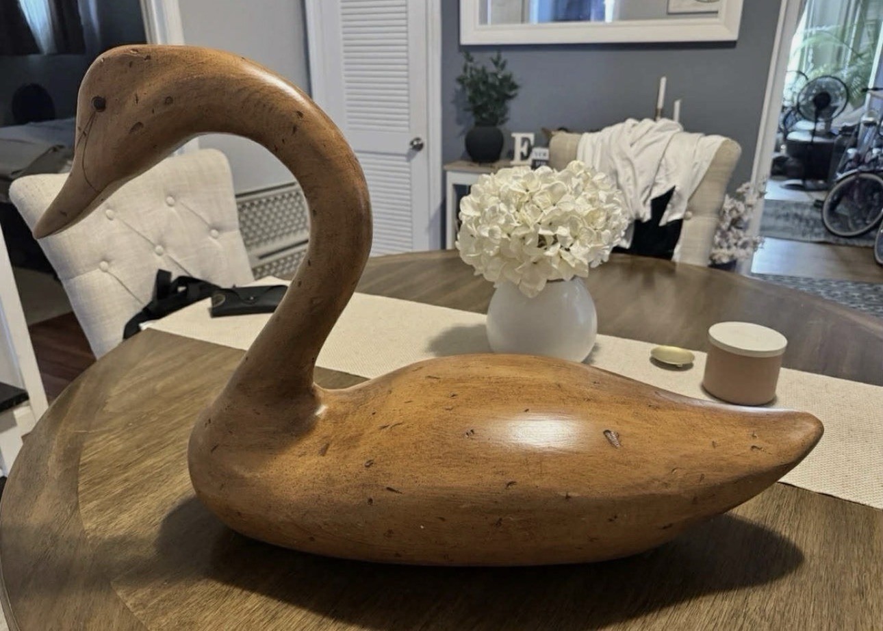 GORGEOUS SOLID WOOD HAND CARVED LARGE SWAN,  GLASS EYES 31” Long X 11” Wide