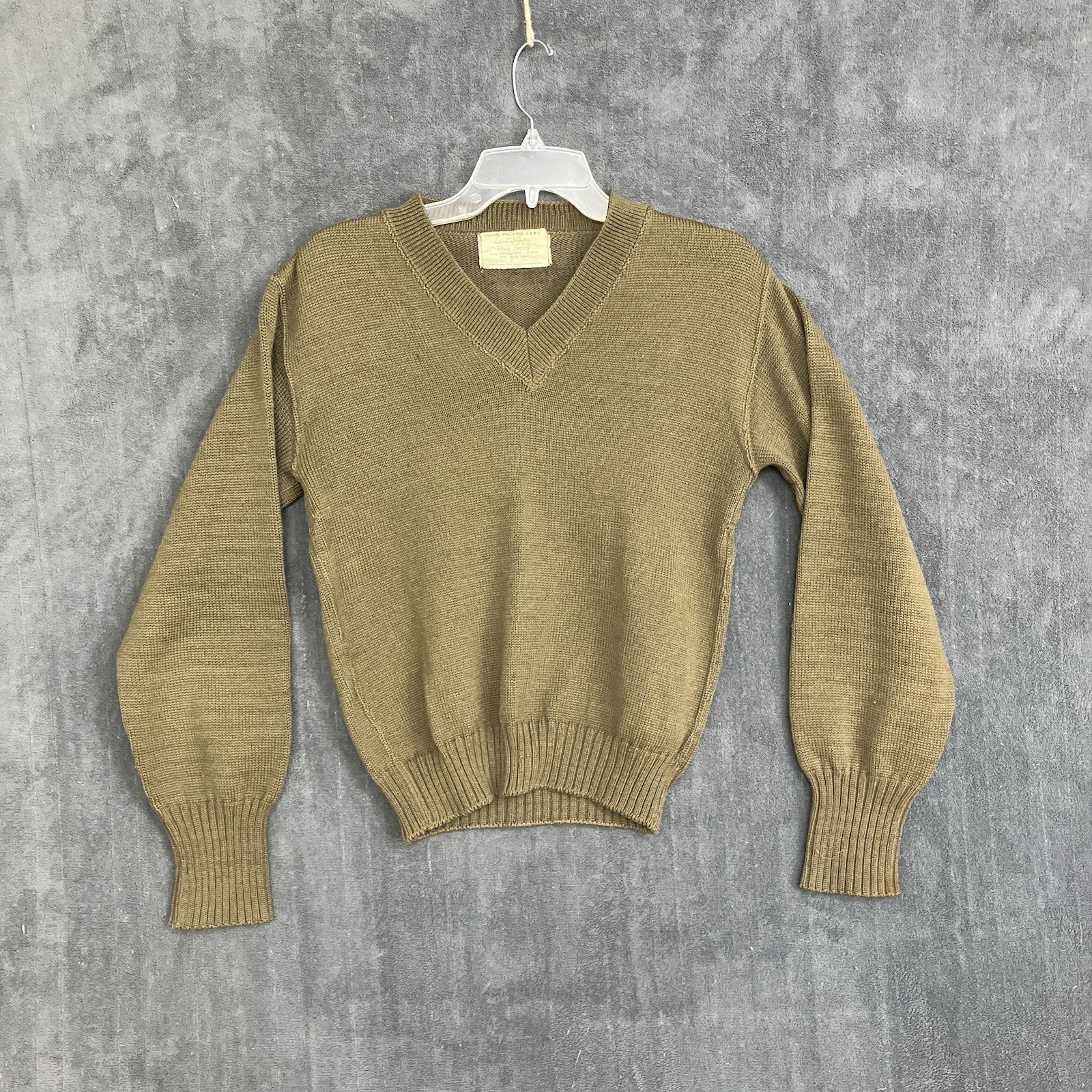 VTG 1942 US Army WWII Sweater Men’s 38 Brown Wool V-Neck PQD 251-B Military USA