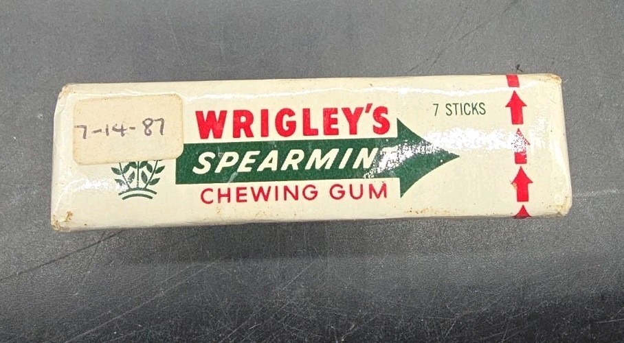 Vintage Wrigley's Spearmint 7 Pack Wrigely Chewing Gum 7 Sticks USA 