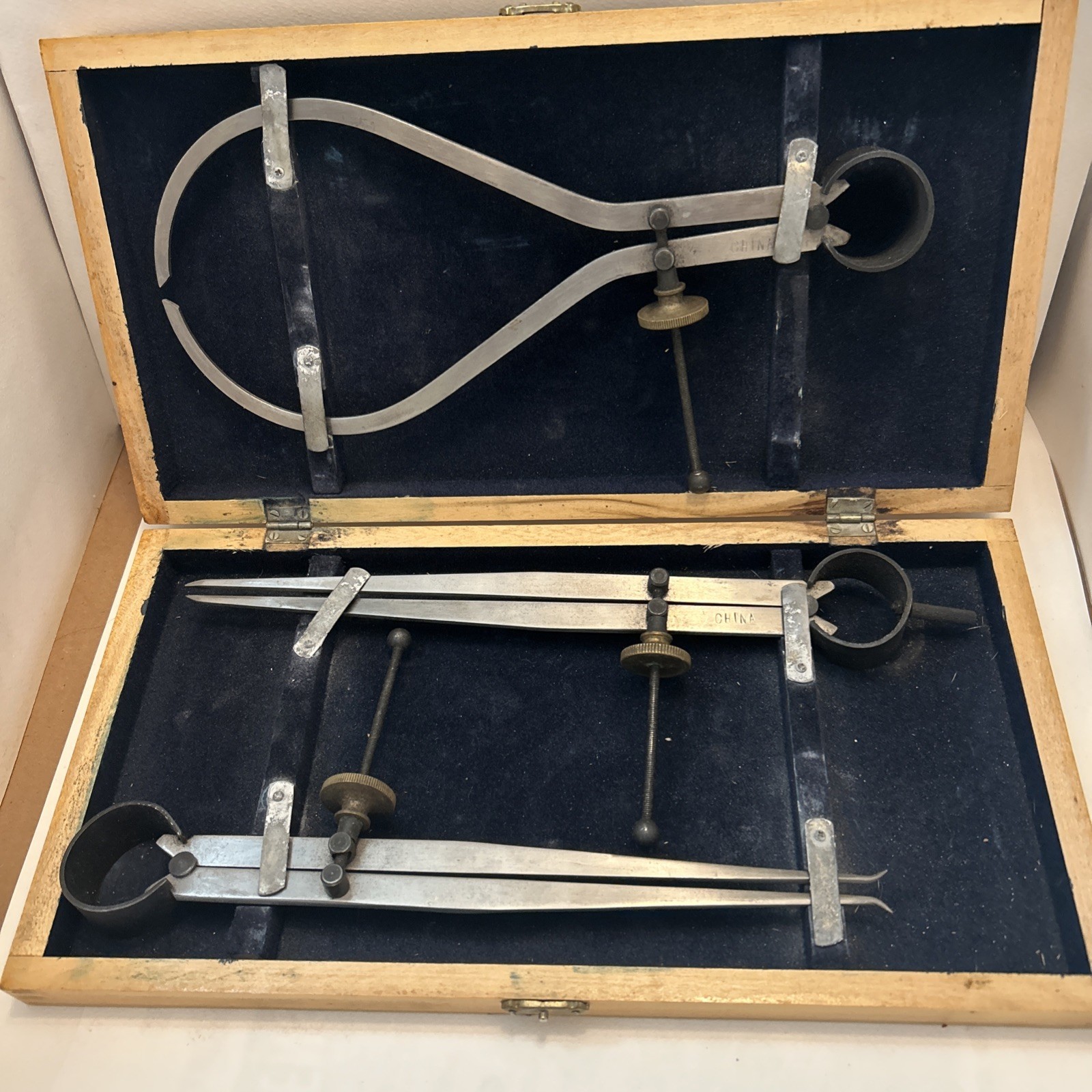 Vintage AMT 3 Piece Measuring Caliper Set With Wood Box