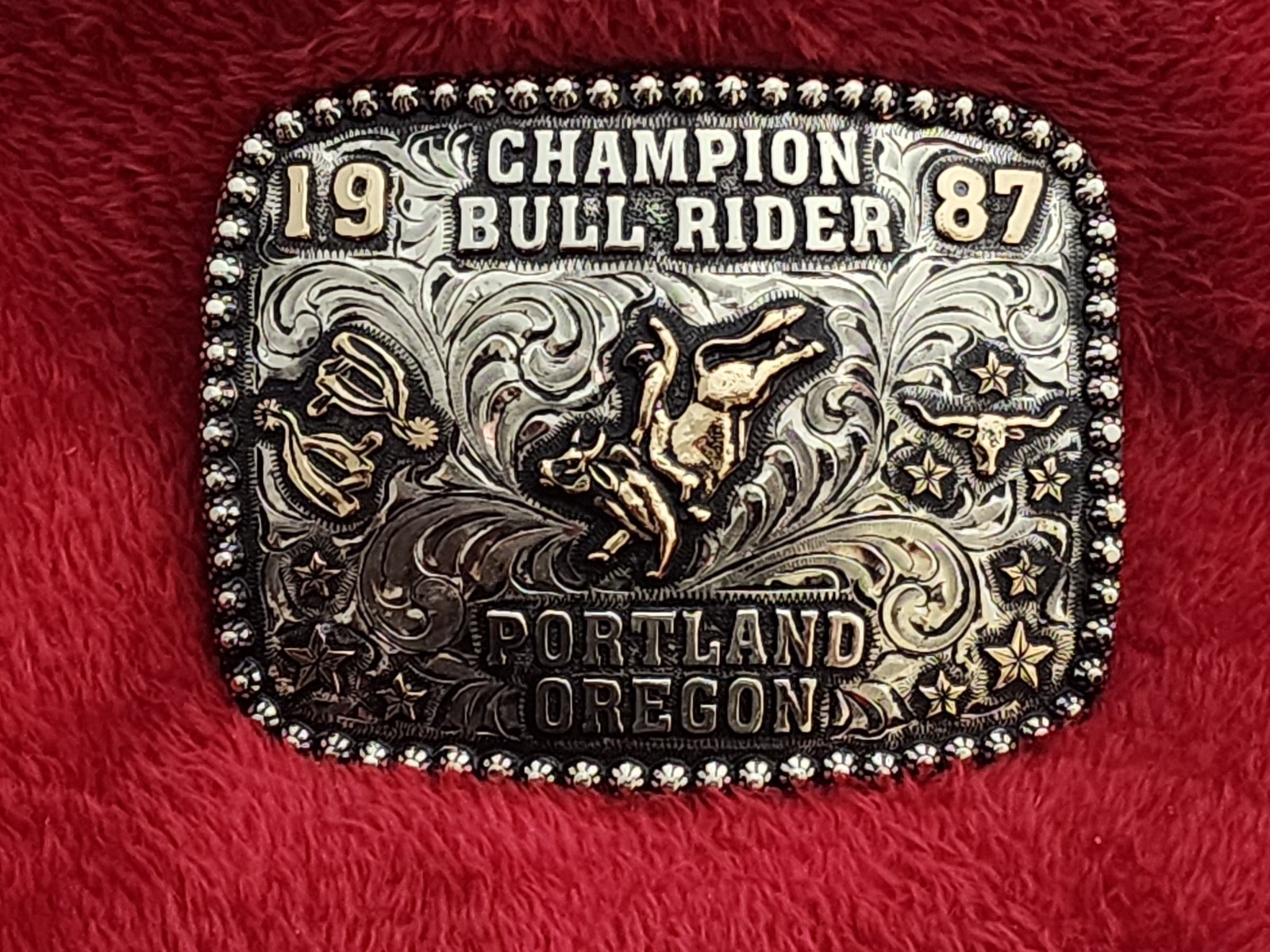 Rodeo BULLRIDER Championship Trophy Buckle☆Portland Oregon☆1987☆Rare☆564
