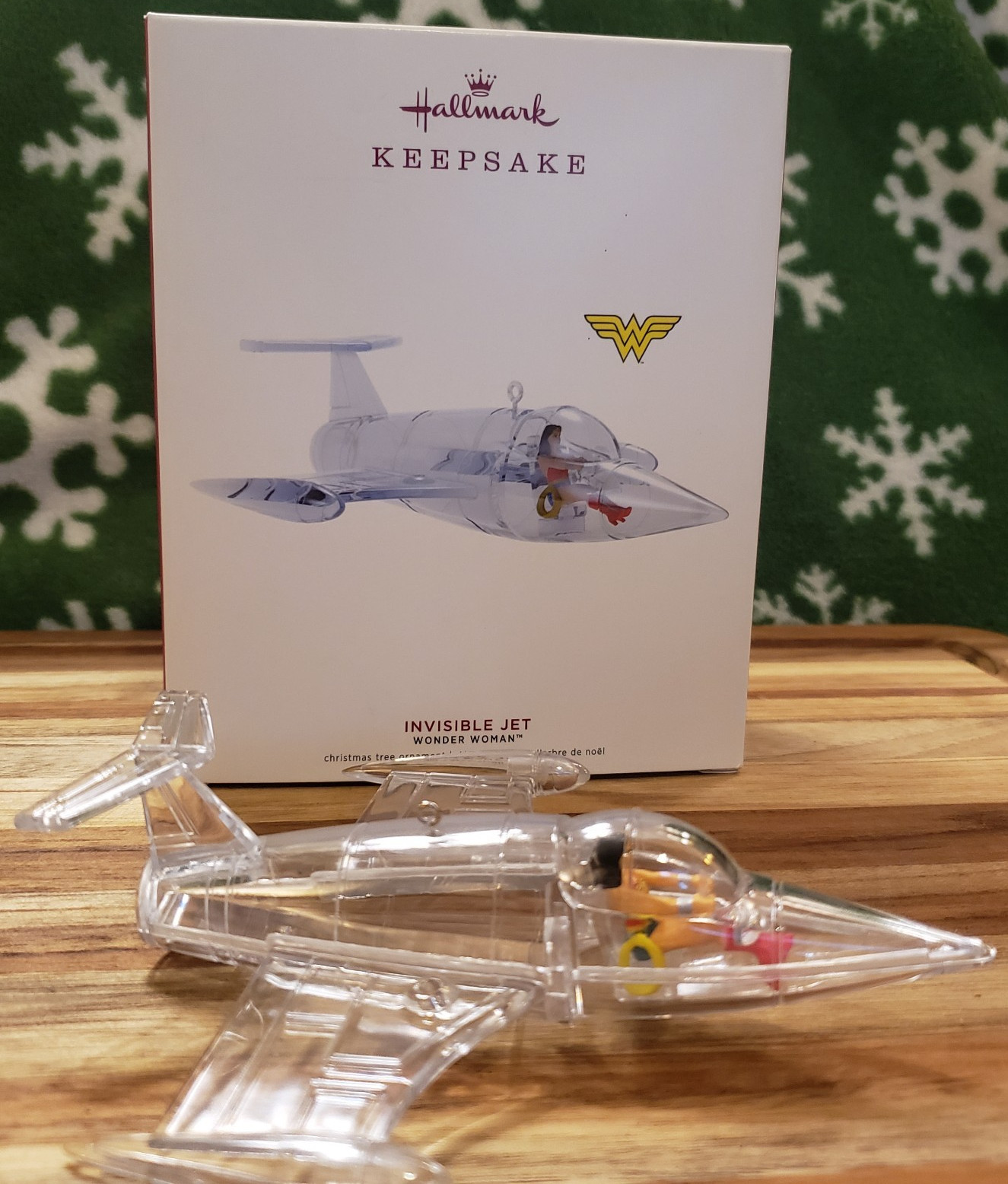 2019 Wonder Woman Invisible Jet Plane DC Christmas Hallmark Keepsake Ornament