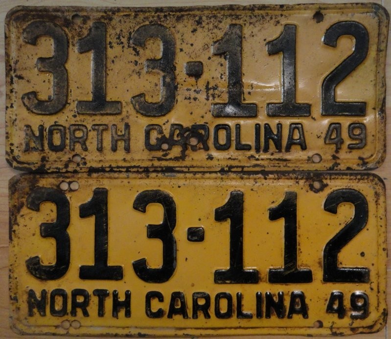 1949 North Carolina license plate 313 112 matching pair