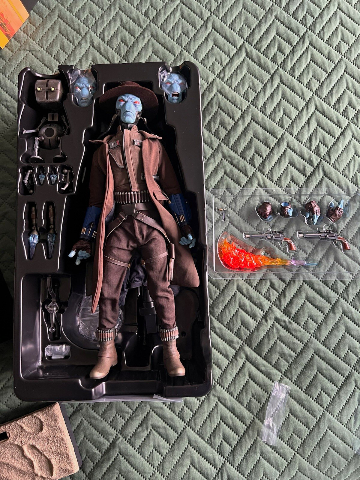 Hot Toys Star Wars Cad Bane Deluxe Version Movie Masterpiece Figure Hot Toys Star Wars Cad Bane Deluxe Version Movie Masterpiece Figure