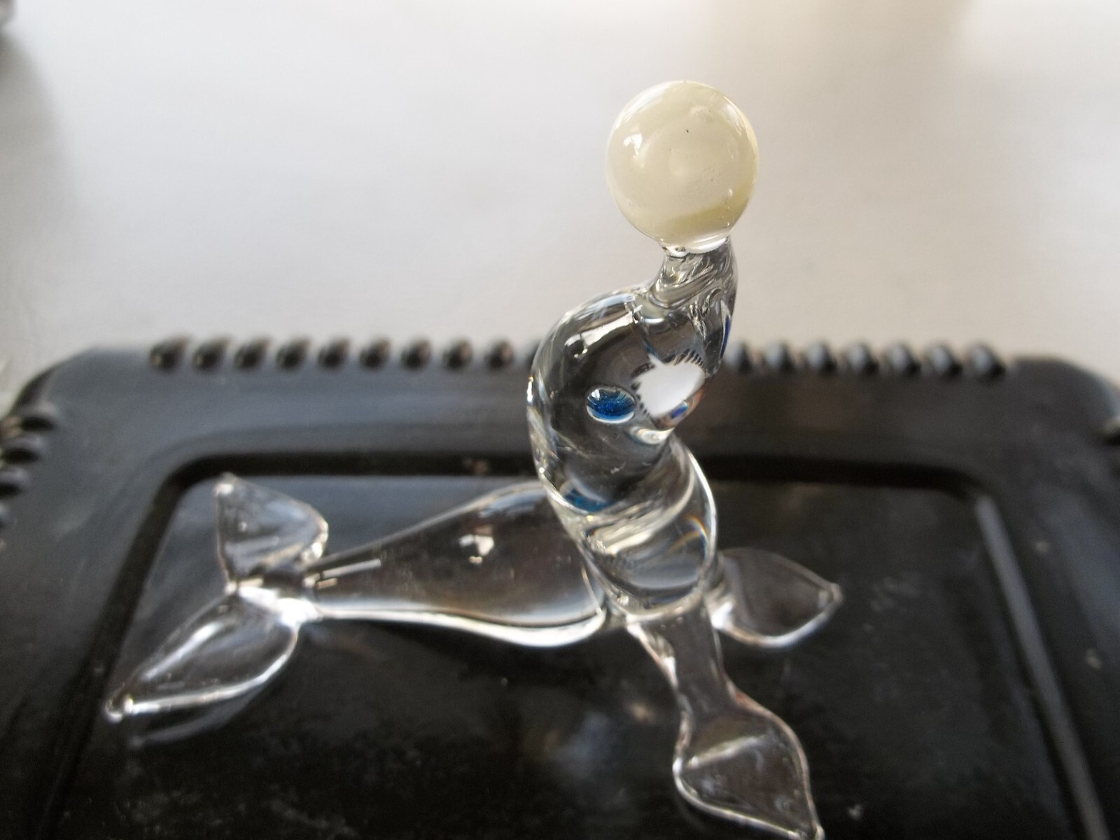 Vintage Crystal Seal Balancing Frosted Ball on Nose Figurine