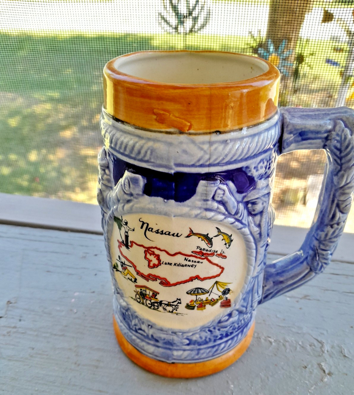 Vintage Nassau Bahamas souvenir ceramic beer stein w/ 3D textured design 