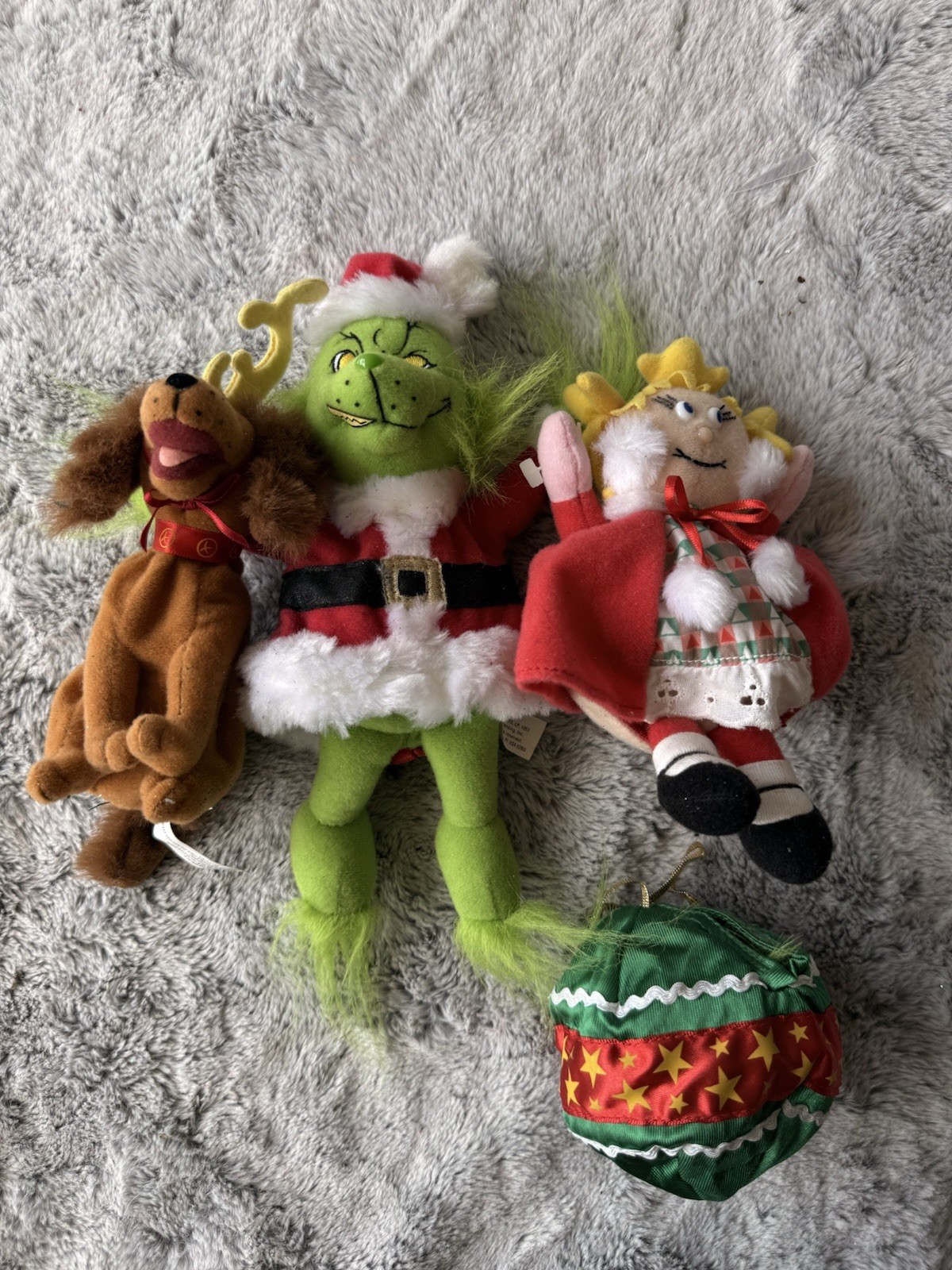 Vintage 2000 How the Grinch Stole Christmas Plush Lot Grinch Max Cindy Lou Who