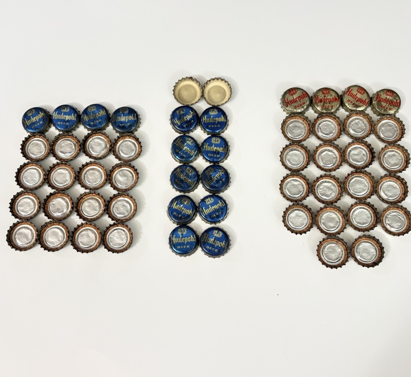 VTG HUDEPOHL Brewing 42 Cork Lined Bottle Tops/Caps 12 Plastic Inserts 1930-50s