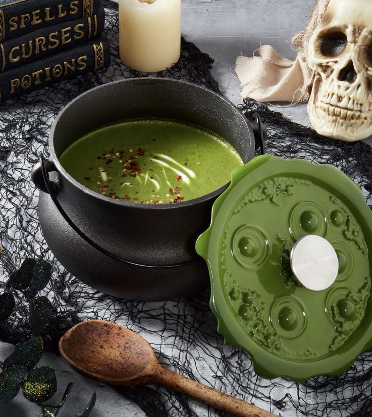 Smith and Clark 4-Quart Cast Iron Cauldron Pot with Green 'Bubbling' Lid Smith and Clark 4-Quart Cast Iron Cauldron Pot with Green 'Bubbling' Lid