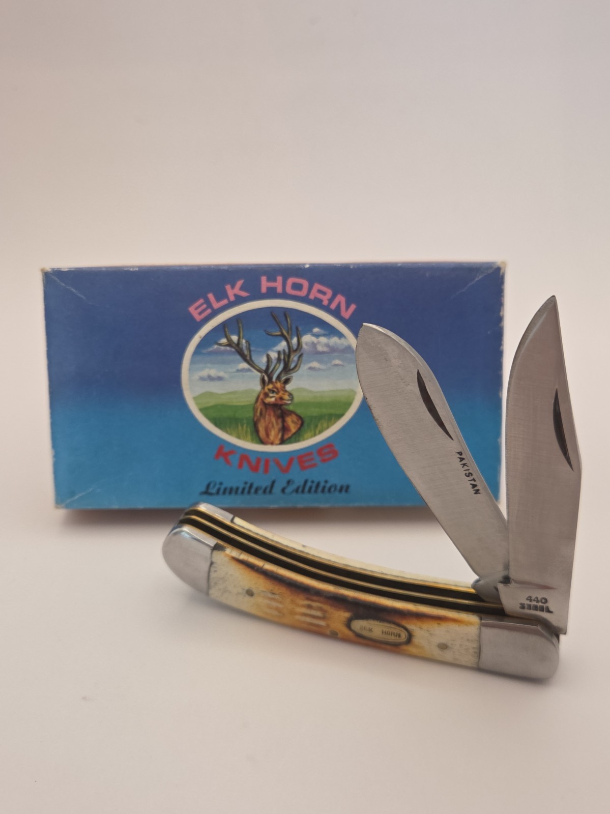 Vintage Two-Blade Hand Made \ Vintage Two-Blade Hand Made \