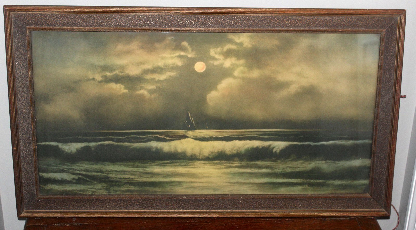 ANTIQUE BEAUTIFUL WOOD EMBOSSED PICTURE FRAME W/NAUTICAL NIGHT MOON BOAT PRINT
