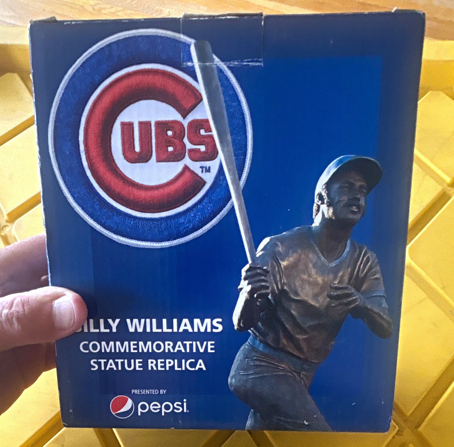 Pepsi Billy Williams Chicago Cubs Commemorative Polyresin Statue Replica
