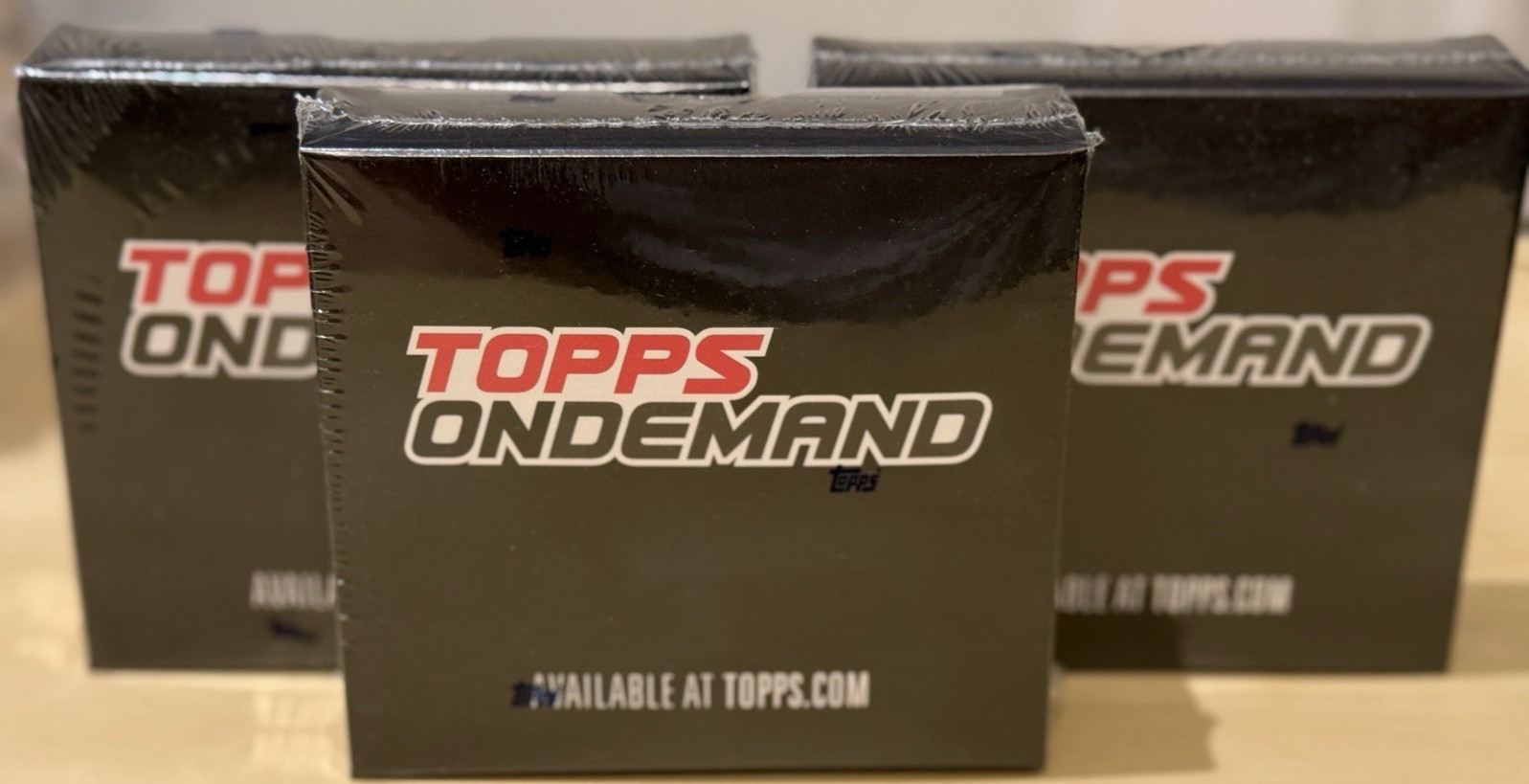 STAR WARS * 2020 TOPPS ON-DEMAND 3D LENTICULAR FACTORY SEALED BOX w/ 8-CARD PACK