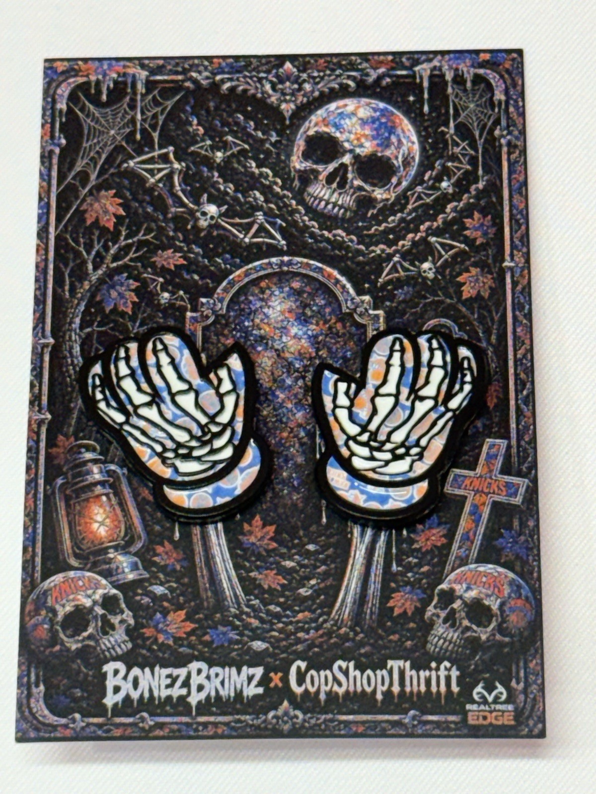 🔥 CopShopThrift X Bonez Brimz NY Knicks Bones Gloves Hat Pins Set New On Card