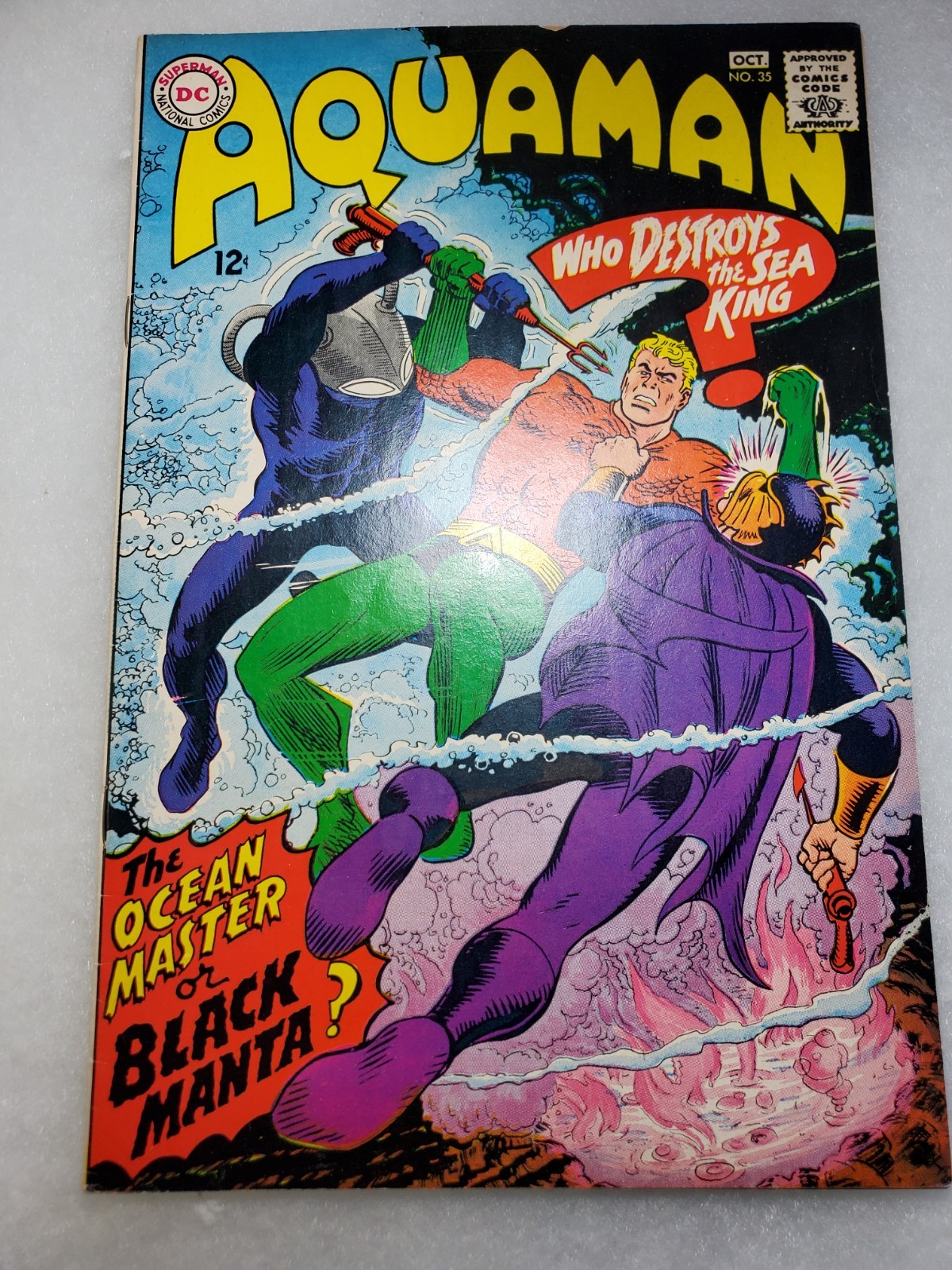 Aquaman #35  F+/VF 6.5-7.0 - 1st App Black Mantra/2nd Ocean Master, DC 1967 Key