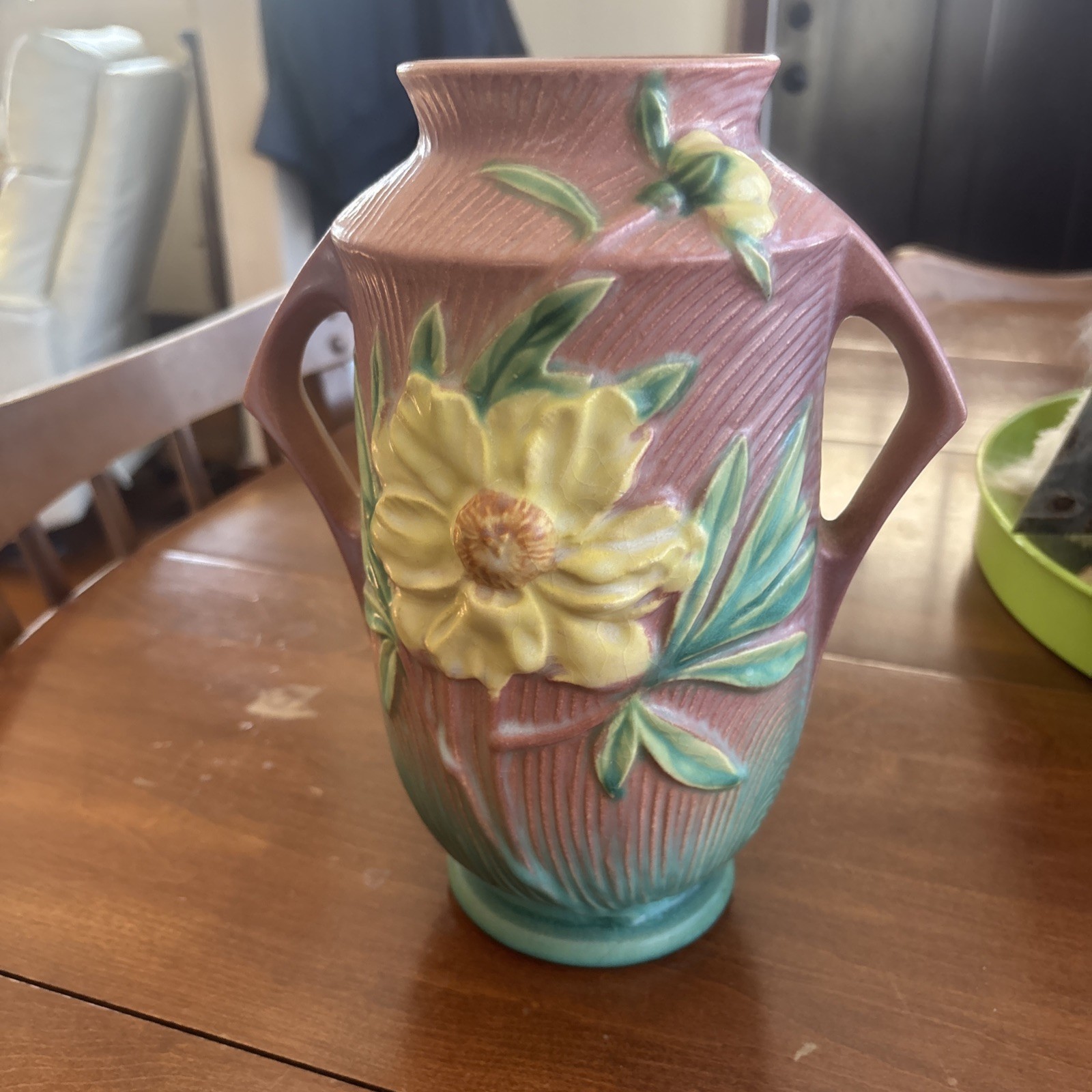 1930’s Roseville, USA Art Pottery Pinkish Mauve Peony Double Handled Vase # 65–9 1930’s Roseville, USA Art Pottery Pinkish Mauve Peony Double Handled Vase # 65–9