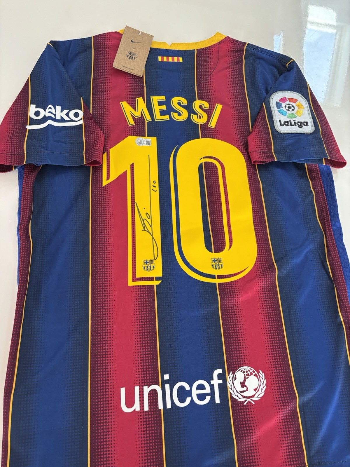 🔥⚽️ Lionel Messi FC Barcelona Hand Signed Jersey Beckett COA ⚽️🔥 🔥⚽️ Lionel Messi FC Barcelona Hand Signed Jersey Beckett COA ⚽️🔥