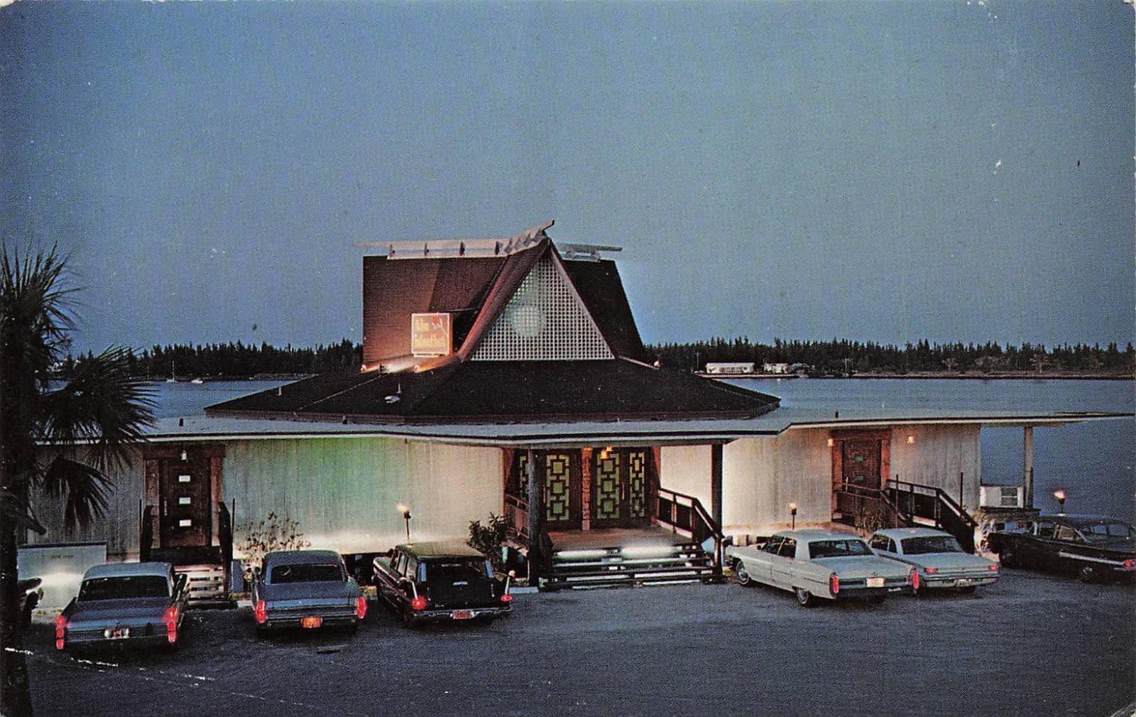 Naples Florida The Cove Inn Restaurant Dining Boathouse  Vtg Postcard 19A