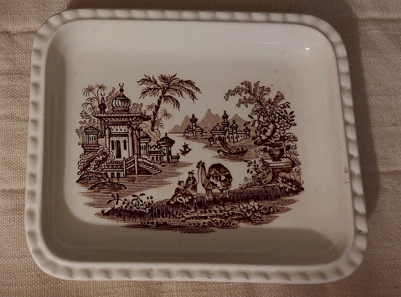 Vintage La Cartuja de Sevilla Trinket Tray or Soap Dish Made In Spain 5.5