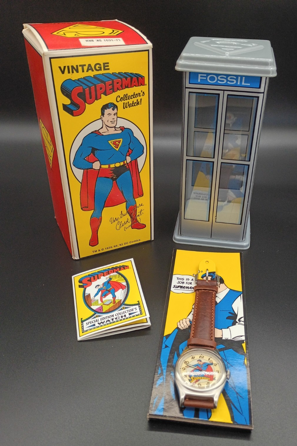Vintage 1993 Fossil Superman Collector’s Leather Watch DC Comics w/ Box Tin COA
