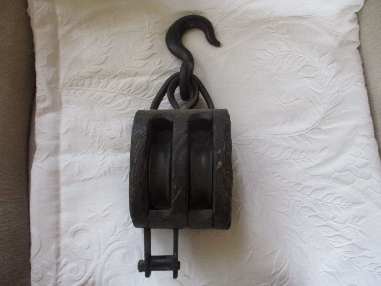 Antique Vintage Wood & Iron Block & Tackle Double Pulley