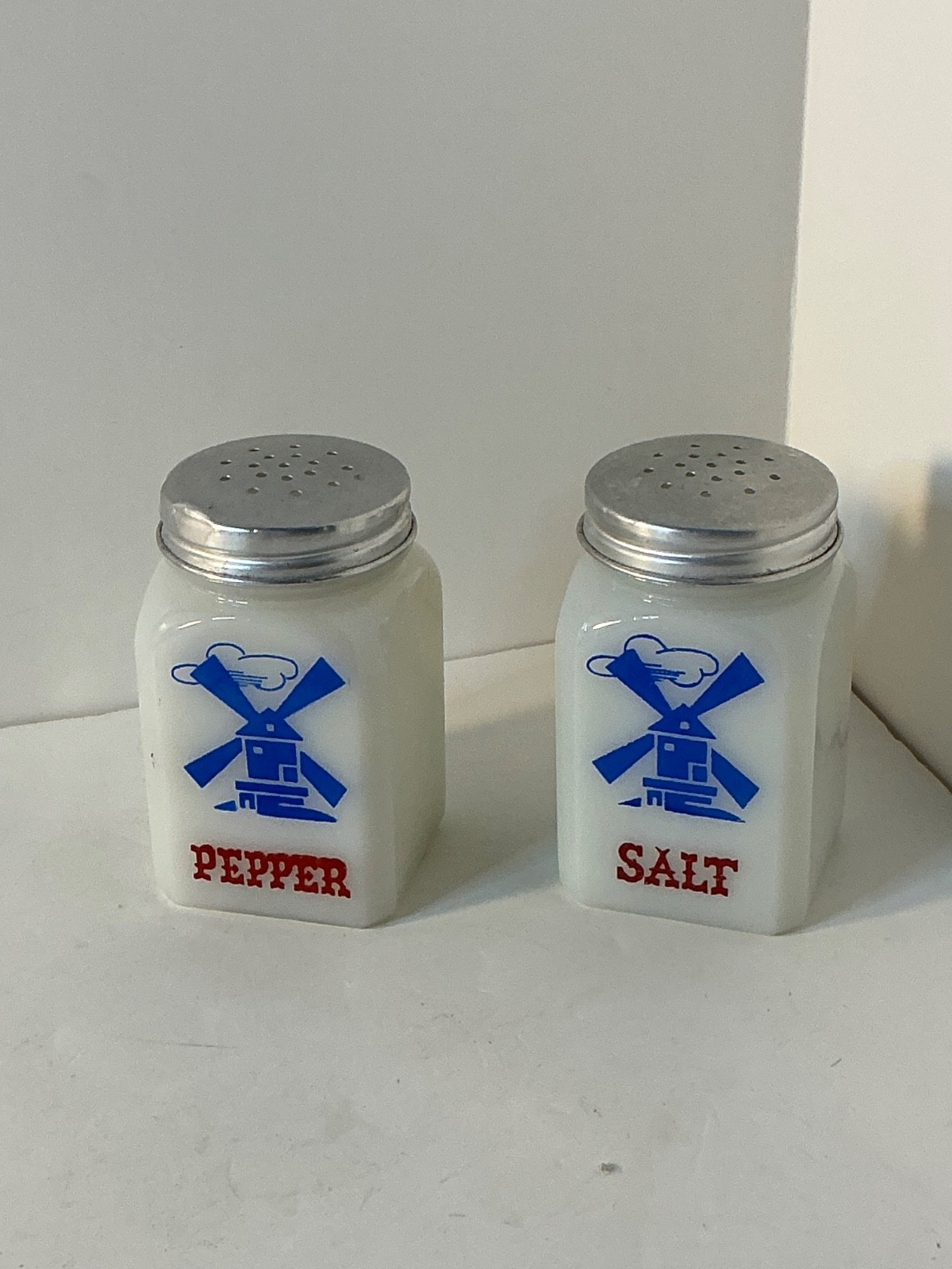 Vintage Hazel Atlas Milk Glass Salt & Pepper Shakers Windmills White/Blue/Red 