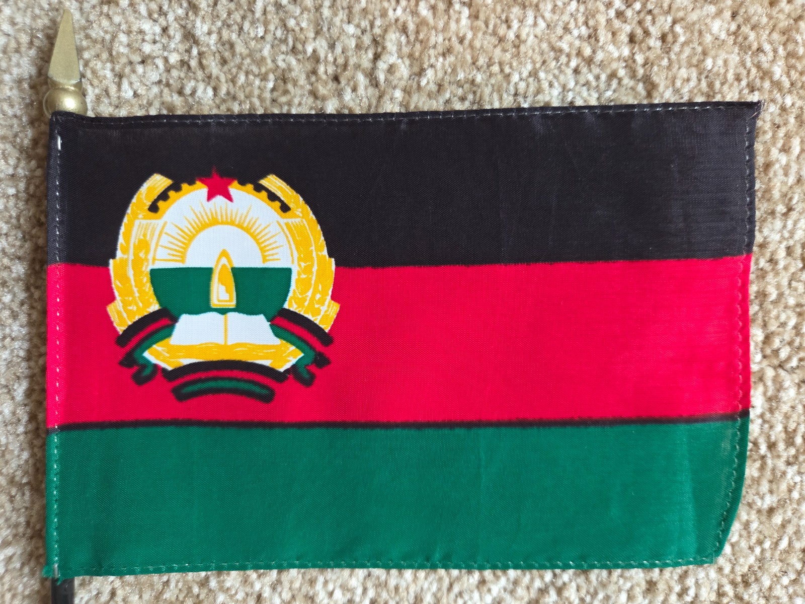 AFGHANISTAN FORMER FLAG 1980-1987 ORIGINAL VINTAGE TABLE FLAG NEW OLD STOCK AFGHANISTAN FORMER FLAG 1980-1987 ORIGINAL VINTAGE TABLE FLAG NEW OLD STOCK