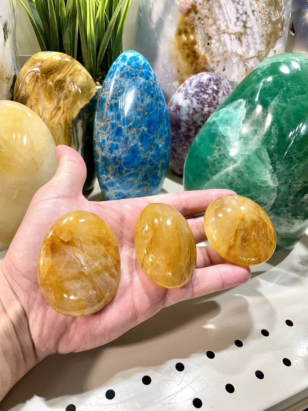Lemon Quartz Crystal Hematoid Stone Rock Healing Crystals Reiki Yoga 3